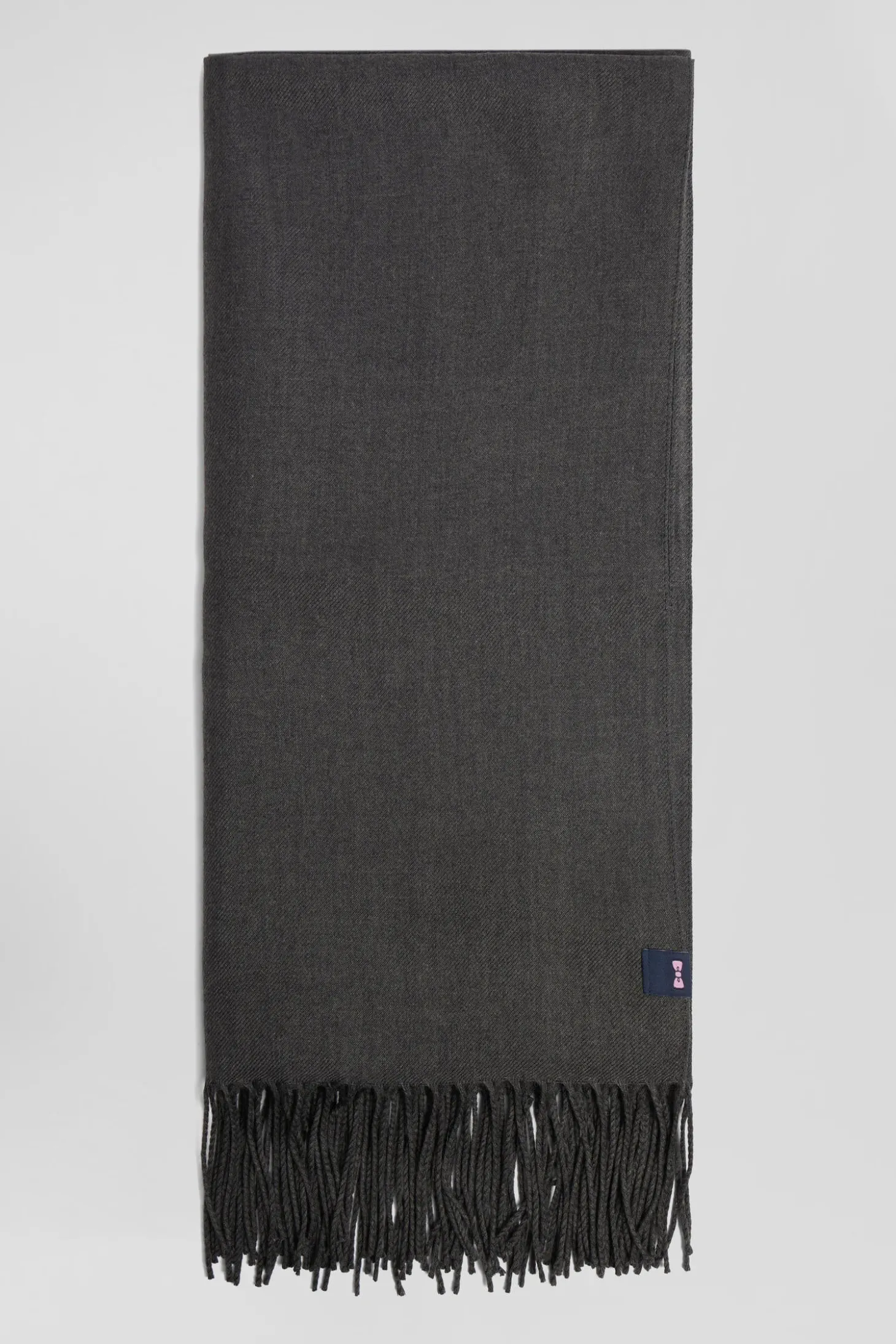 Anthracite grey fringed plain scarf