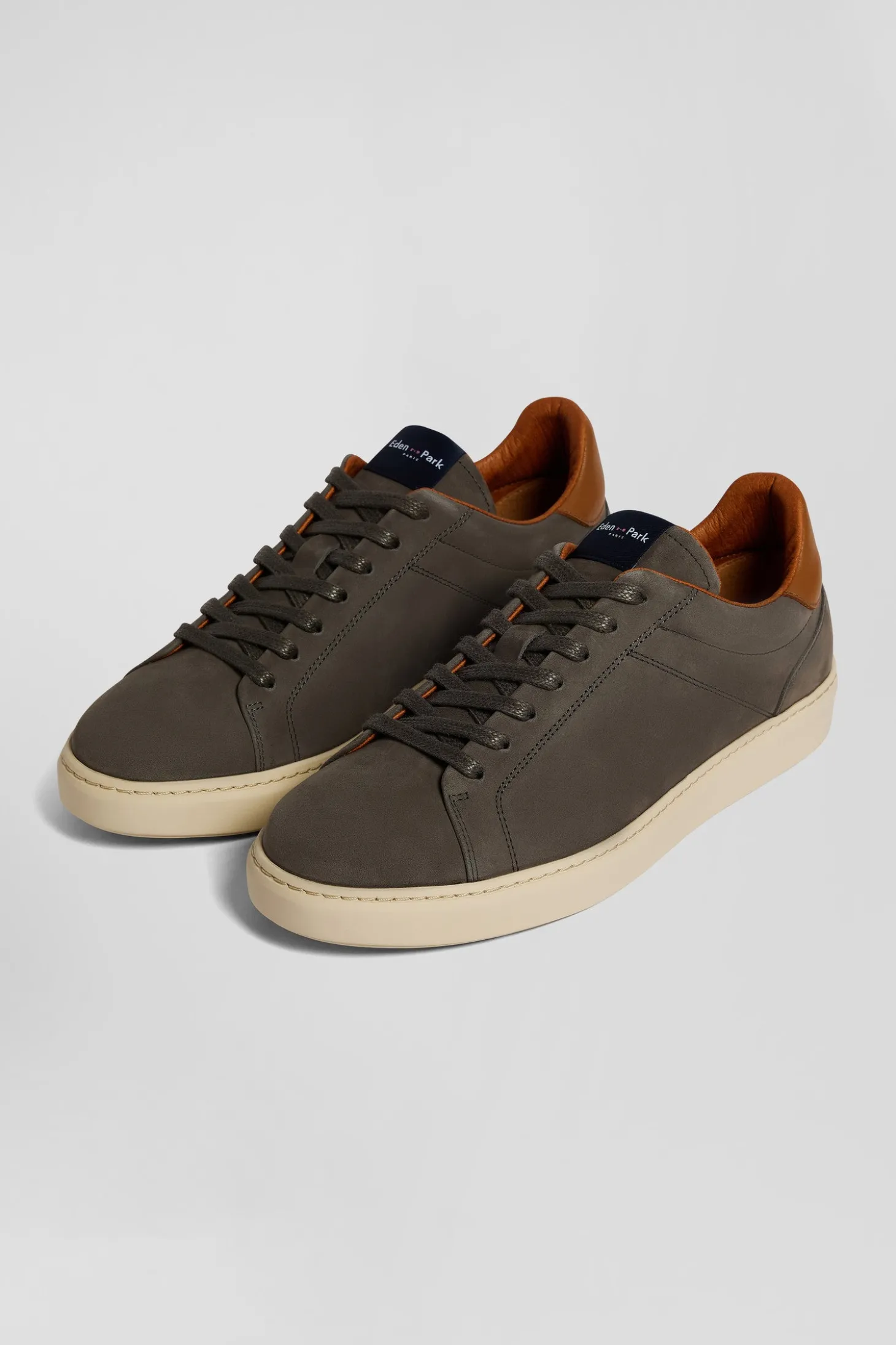 Anthracite grey grained leather low-top sneakers