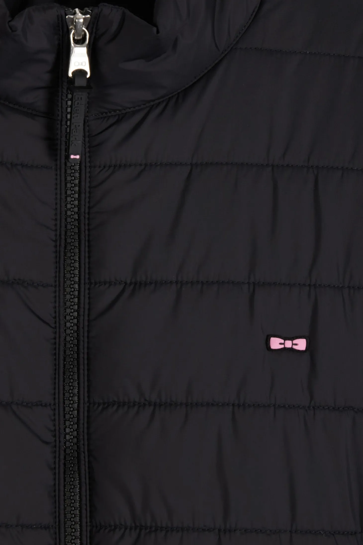 Black long-sleeved high collar down jacket