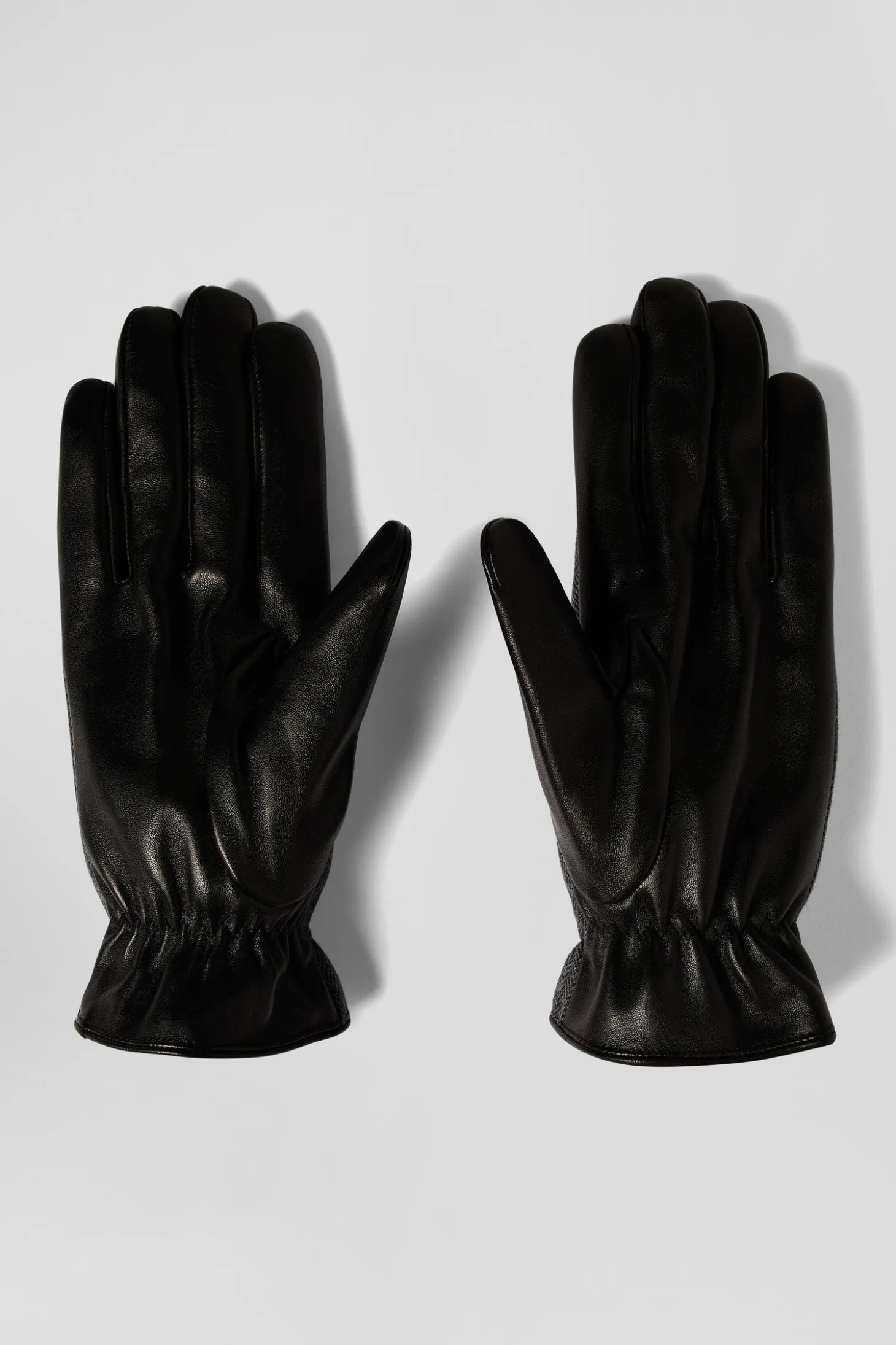 Black smooth leather gloves