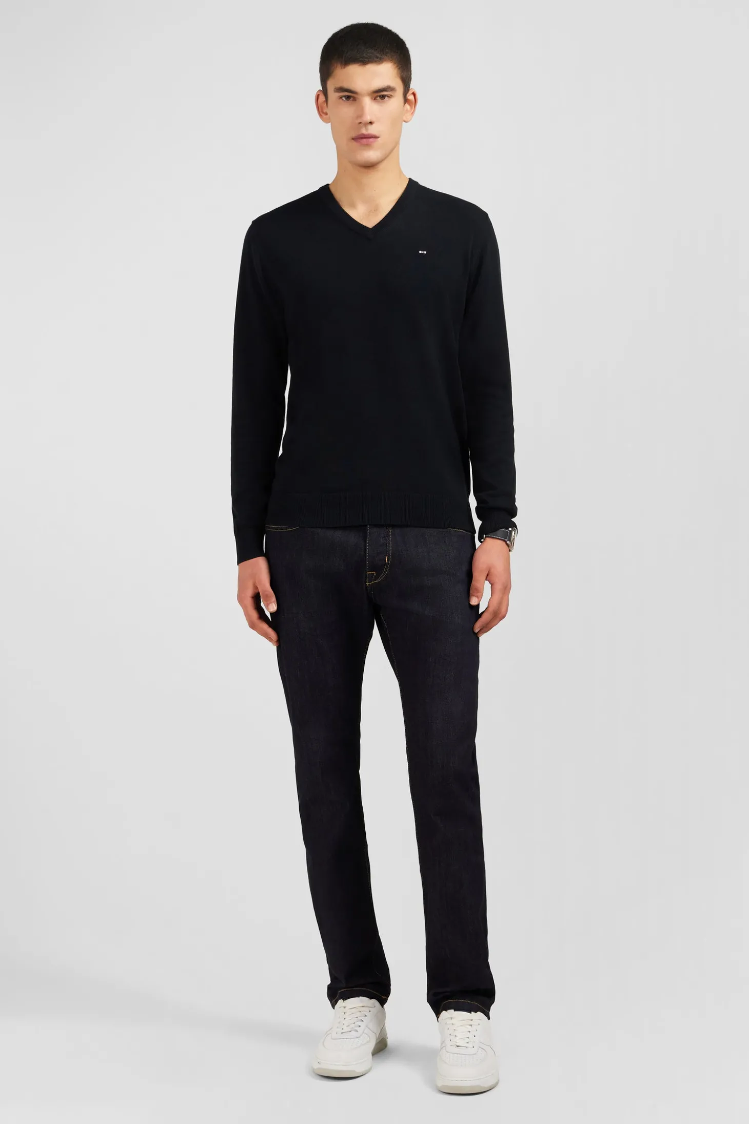 Black V-neck cotton jersey jumper