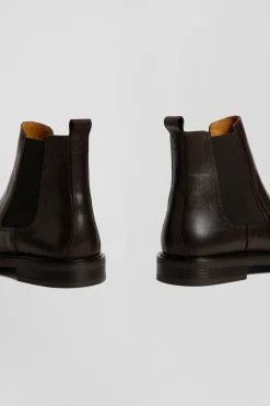 Brown leather Chelsea boots