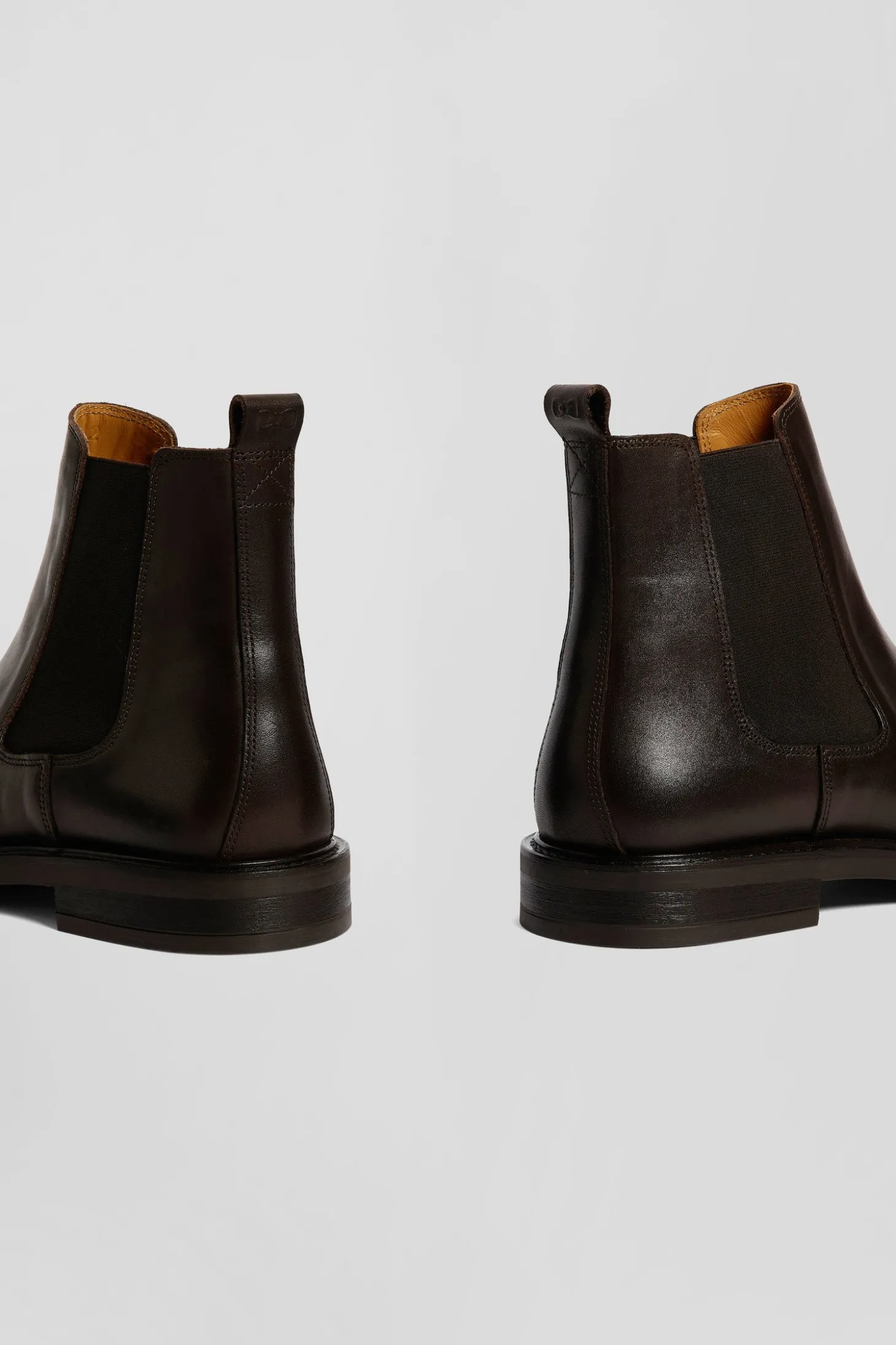 Brown leather Chelsea boots