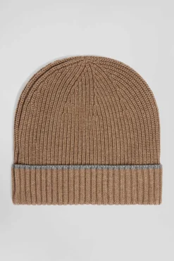 Brown ribbed knitted beanie