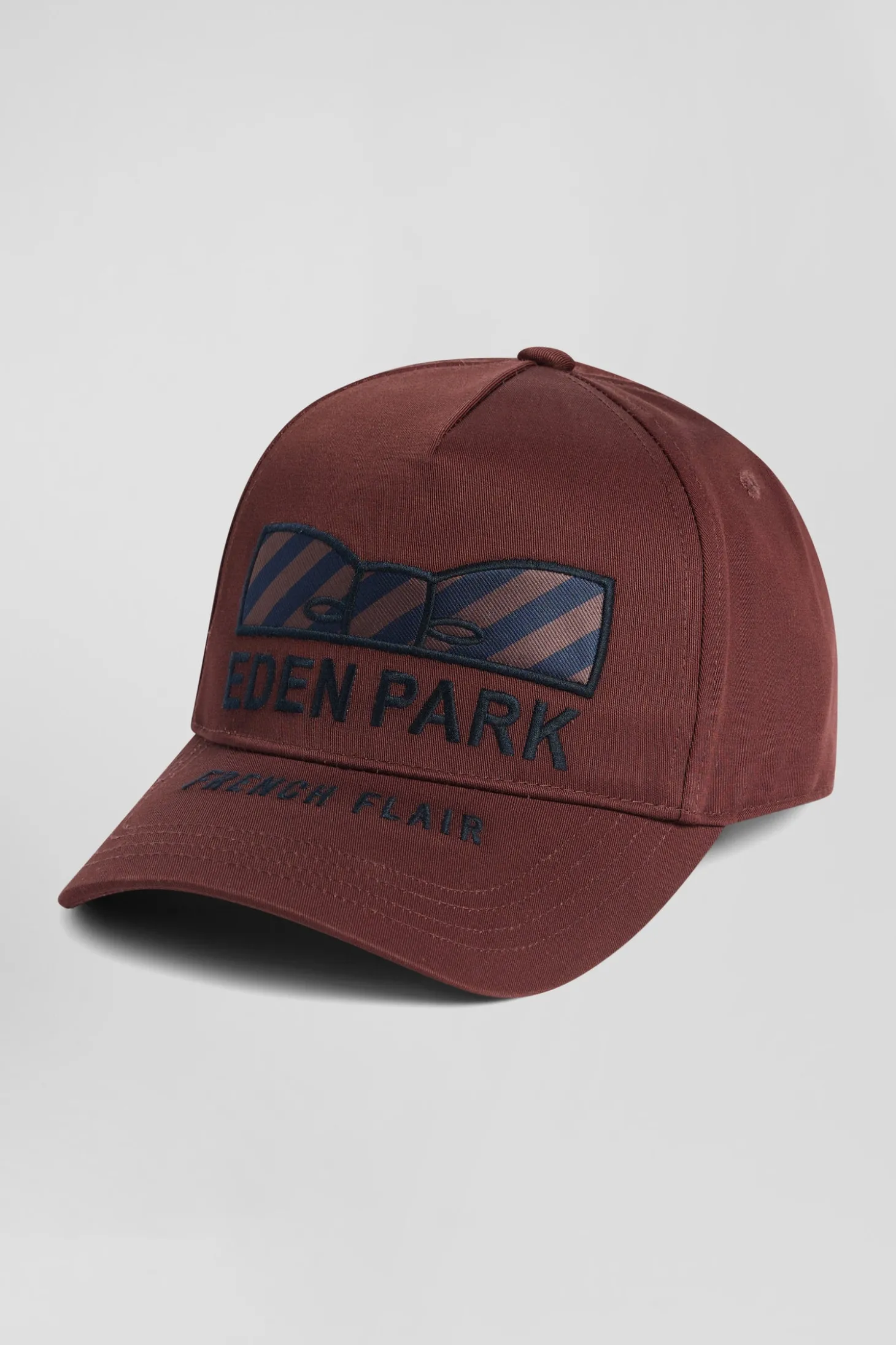 Burgundy cotton cap with bow tie