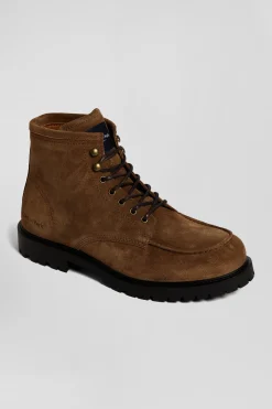 Chunky sole brown leather boots