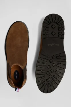 Chunky sole brown leather Chelsea boots
