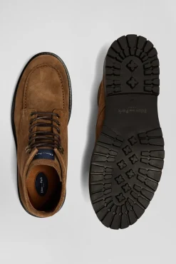 Chunky sole brown leather boots