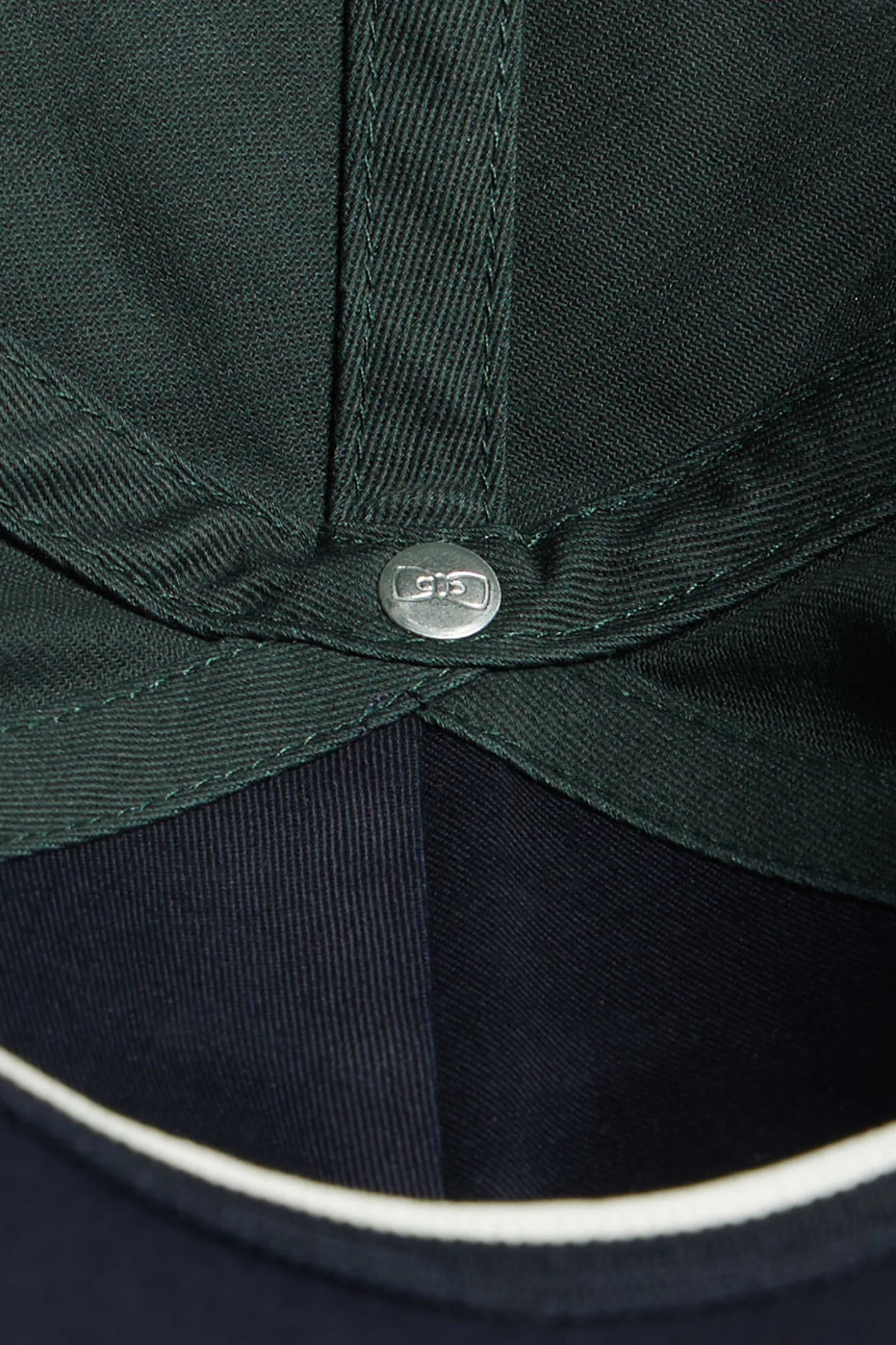 Green bicolour cotton cap