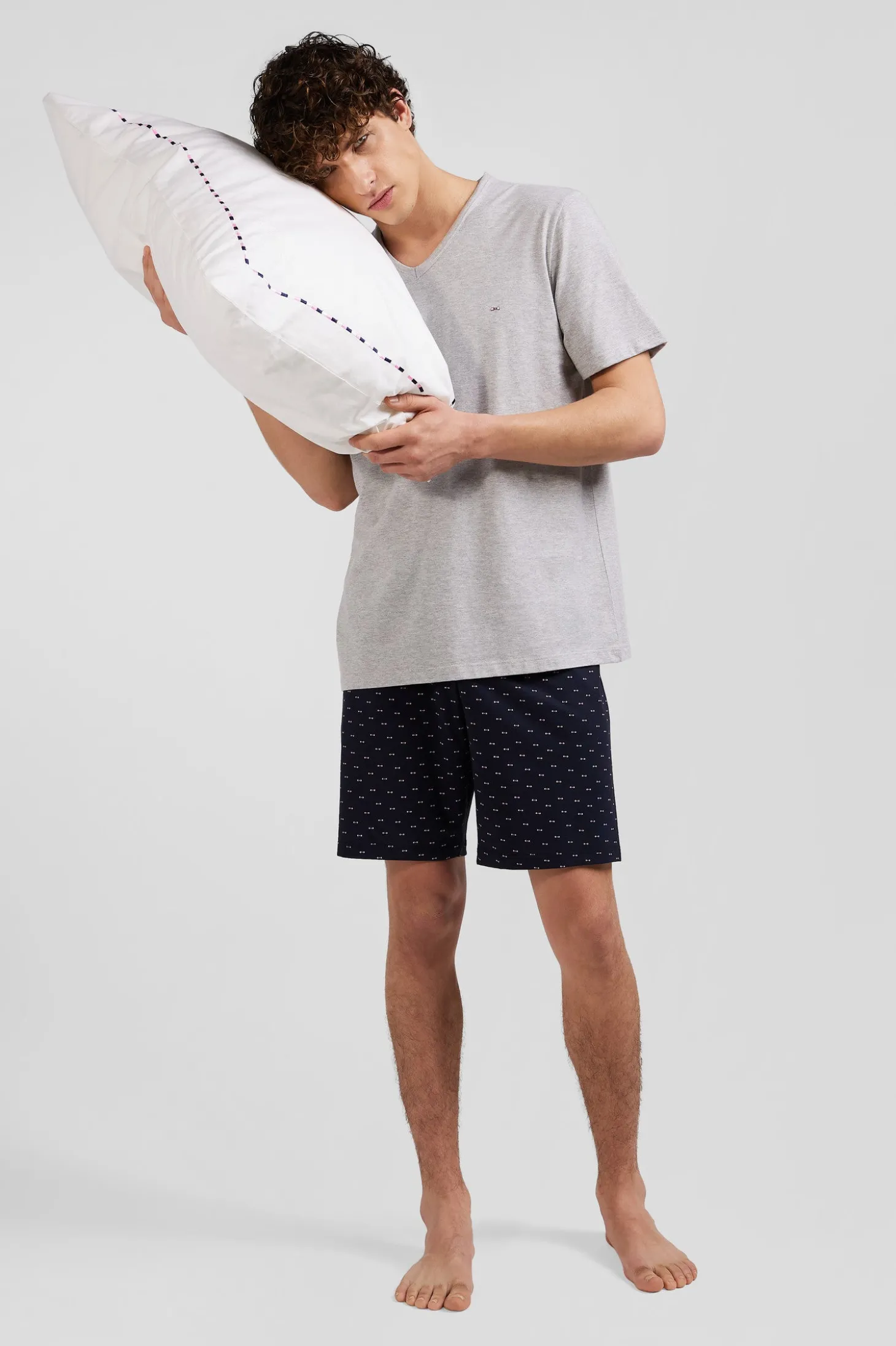 Grey short cotton pajamas with micro pattern shorts