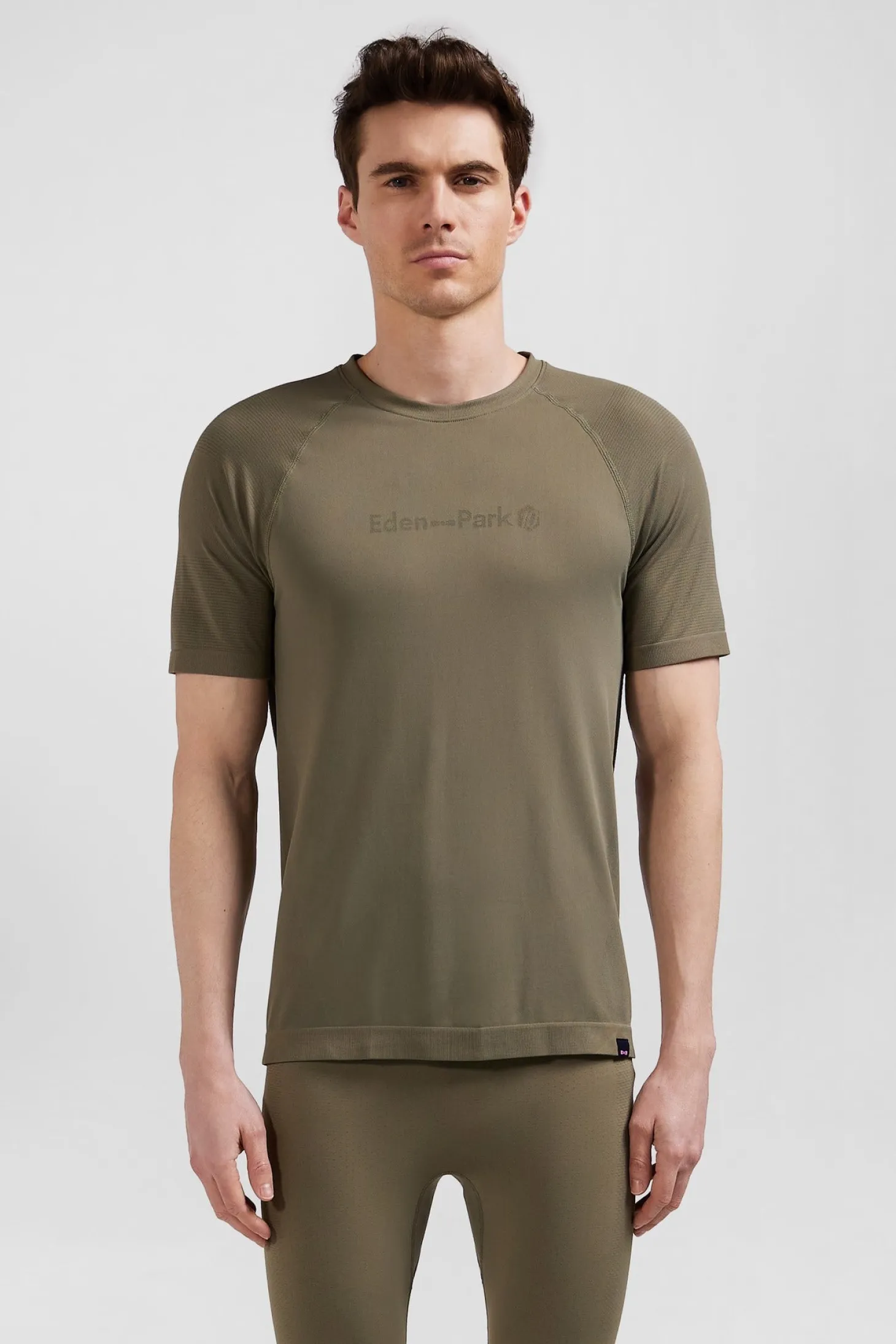 Khaki green short-sleeved sports T-shirt with striped details