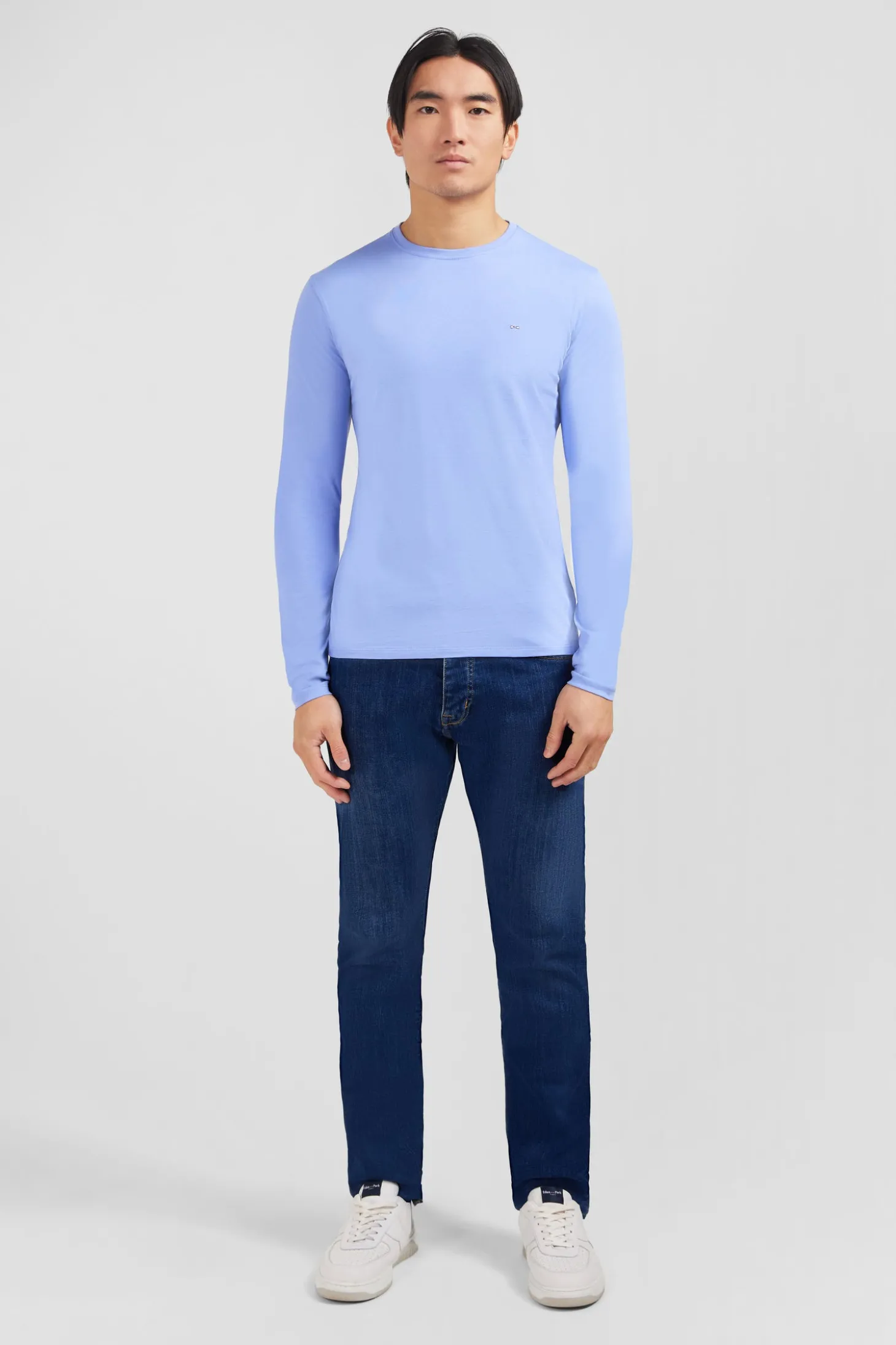 Long sleeved blue cotton t-shirt