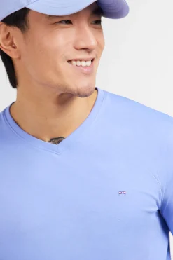 Long sleeved blue V neck t-shirt