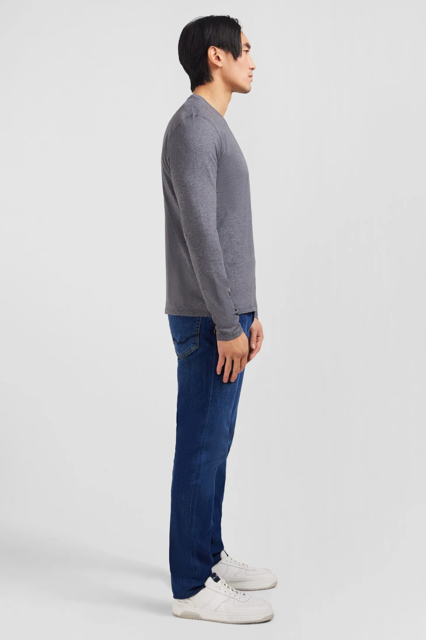 Long sleeved grey V neck t-shirt