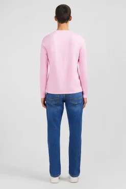 Long sleeved pink V neck t-shirt