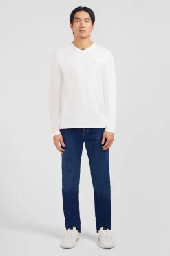 Long sleeved white V neck t-shirt