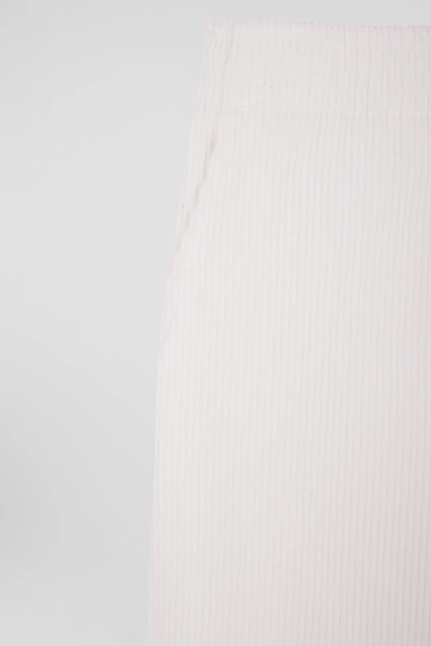 Modern ecru stretch cotton elastic waist trousers