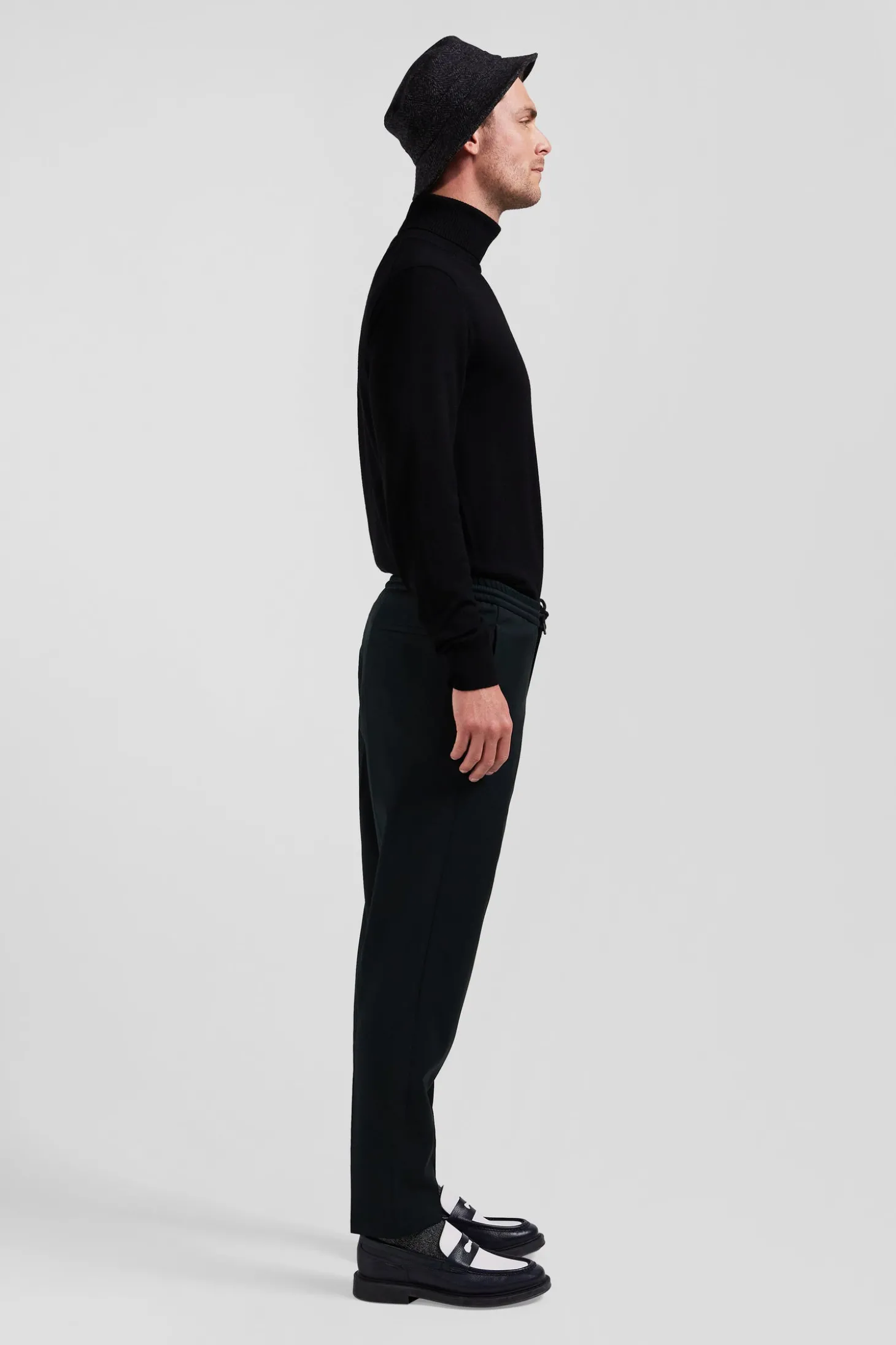 Modern khaki stretch wool elastic waist trousers