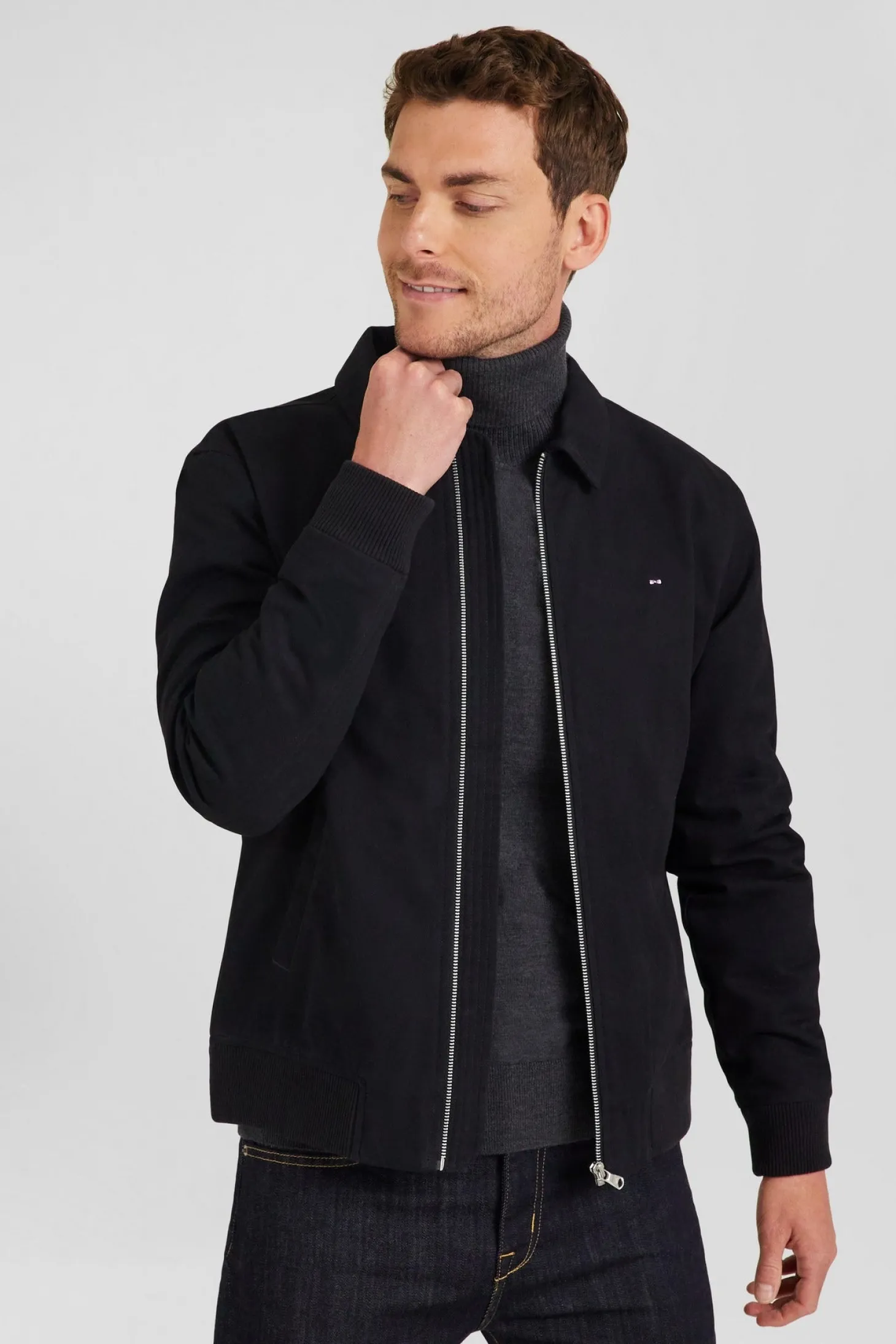 Navy blue gabardine cotton zip-up jacket with shirt collar