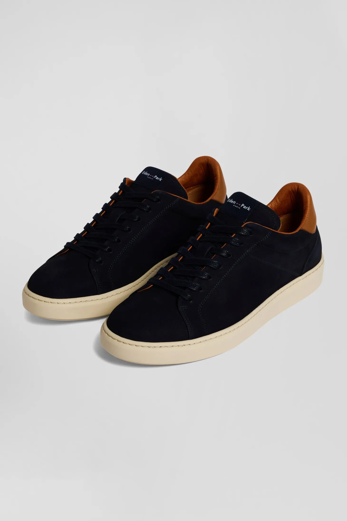 Navy blue grained leather low-top sneakers
