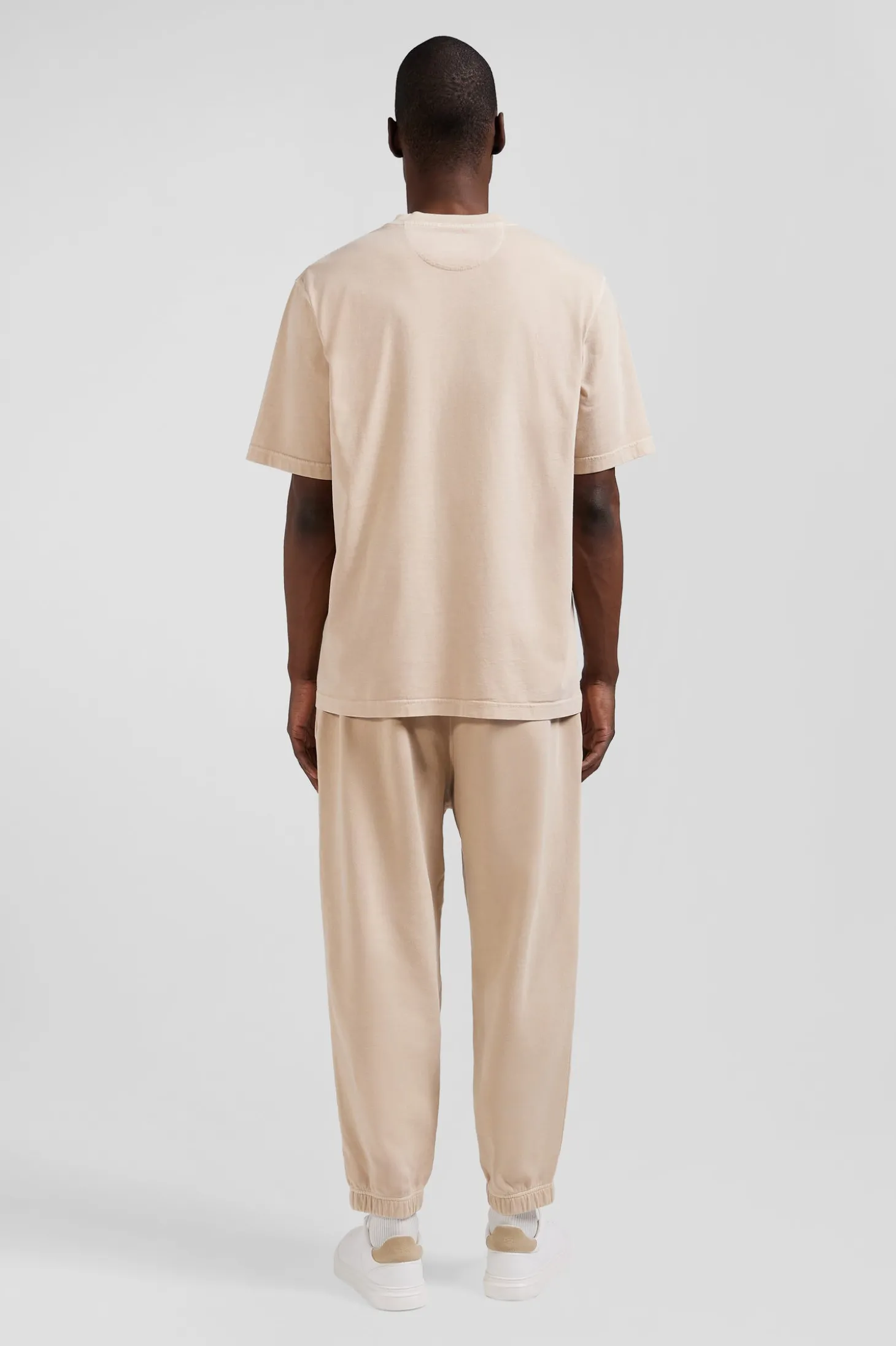 Oversize beige unisex short-sleeved T-shirt in overdyed cotton