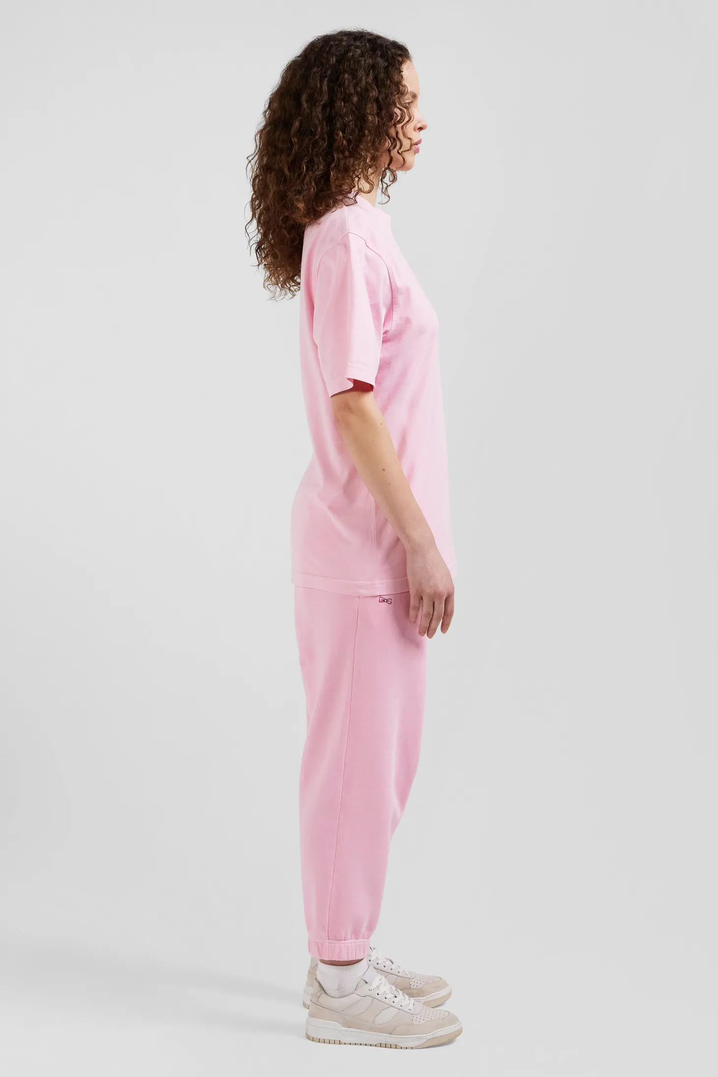 Oversize pink unisex short-sleeved T-shirt in overdyed cotton