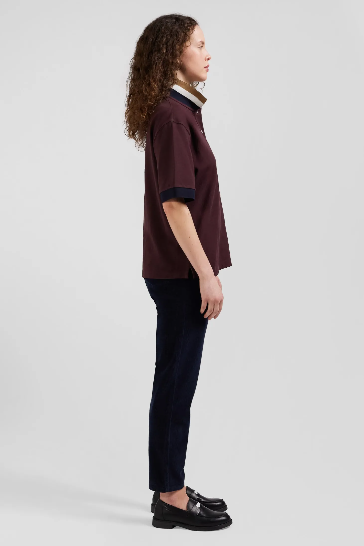 Oversized burgundy short-sleeved cotton piqué polo shirt with tricolour collar