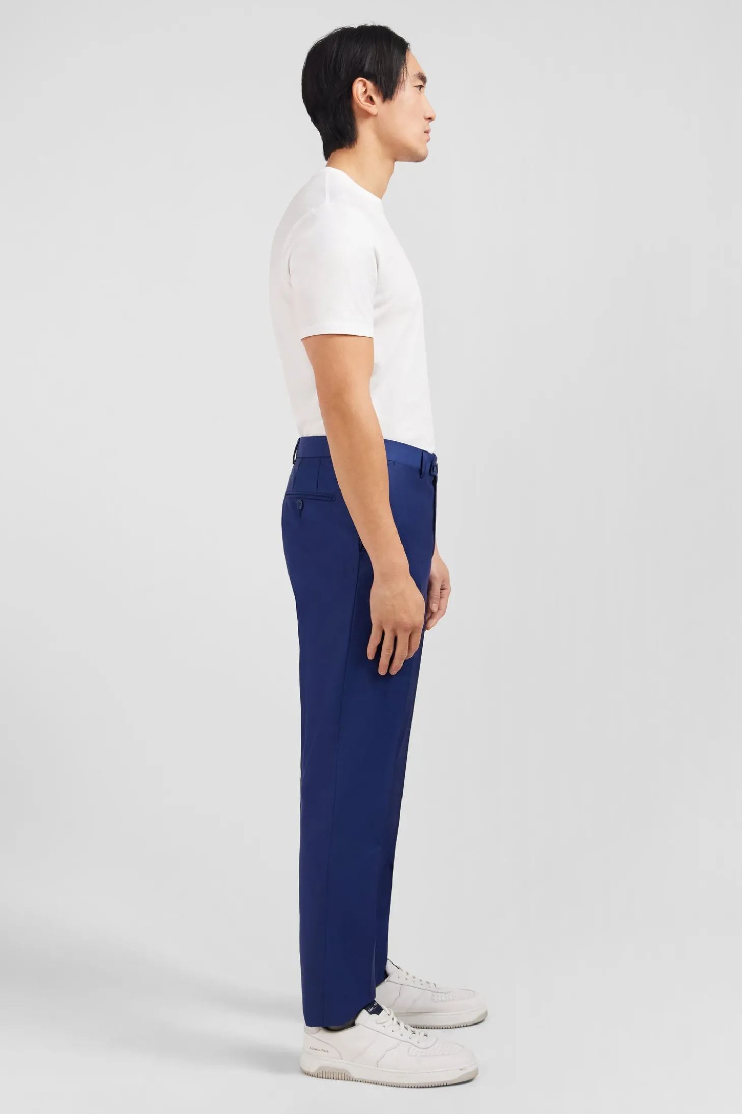 Pantalon regular bleu en laine à plis cassés