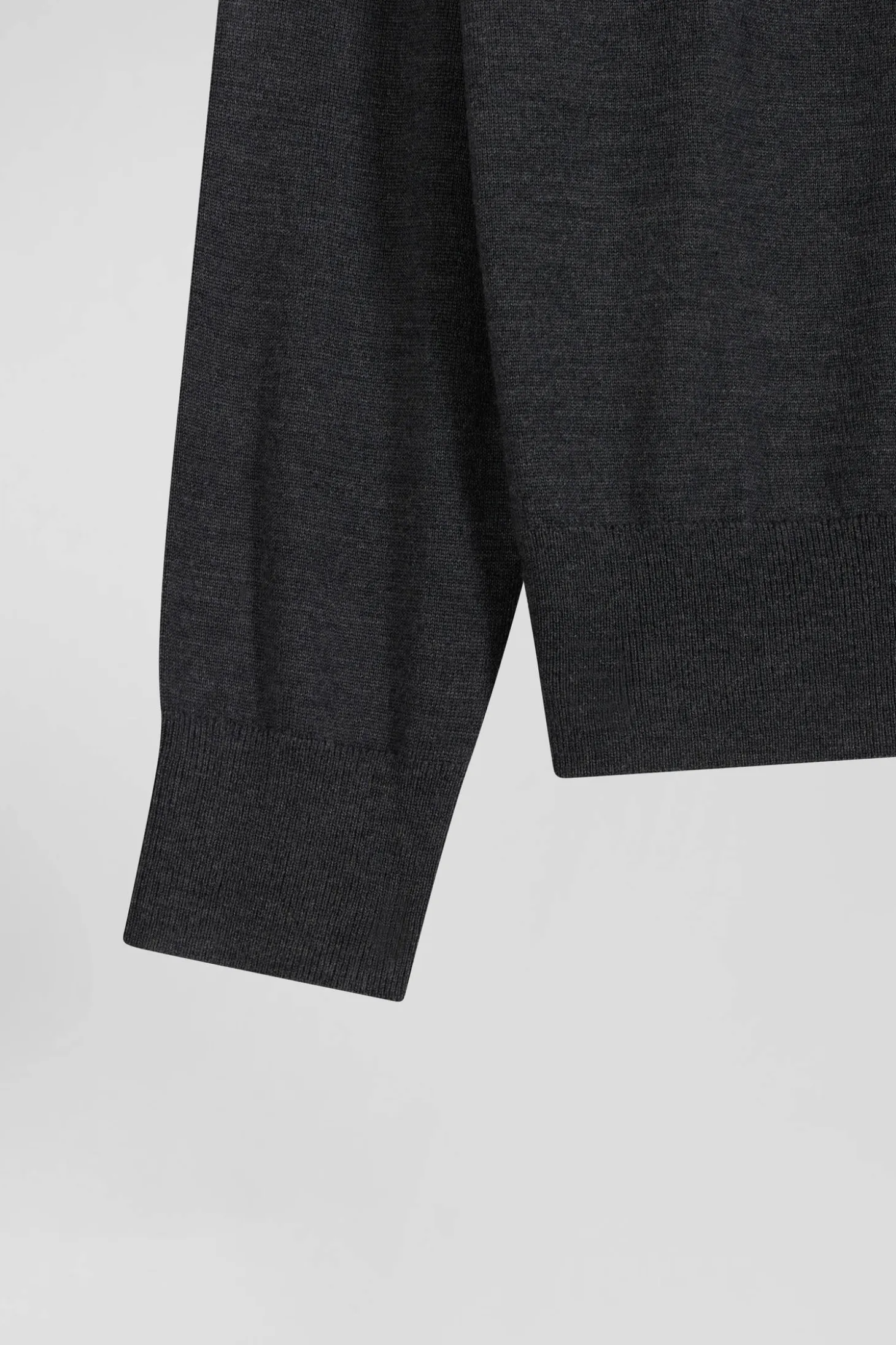 Regular anthracite grey merino wool turtleneck jumper