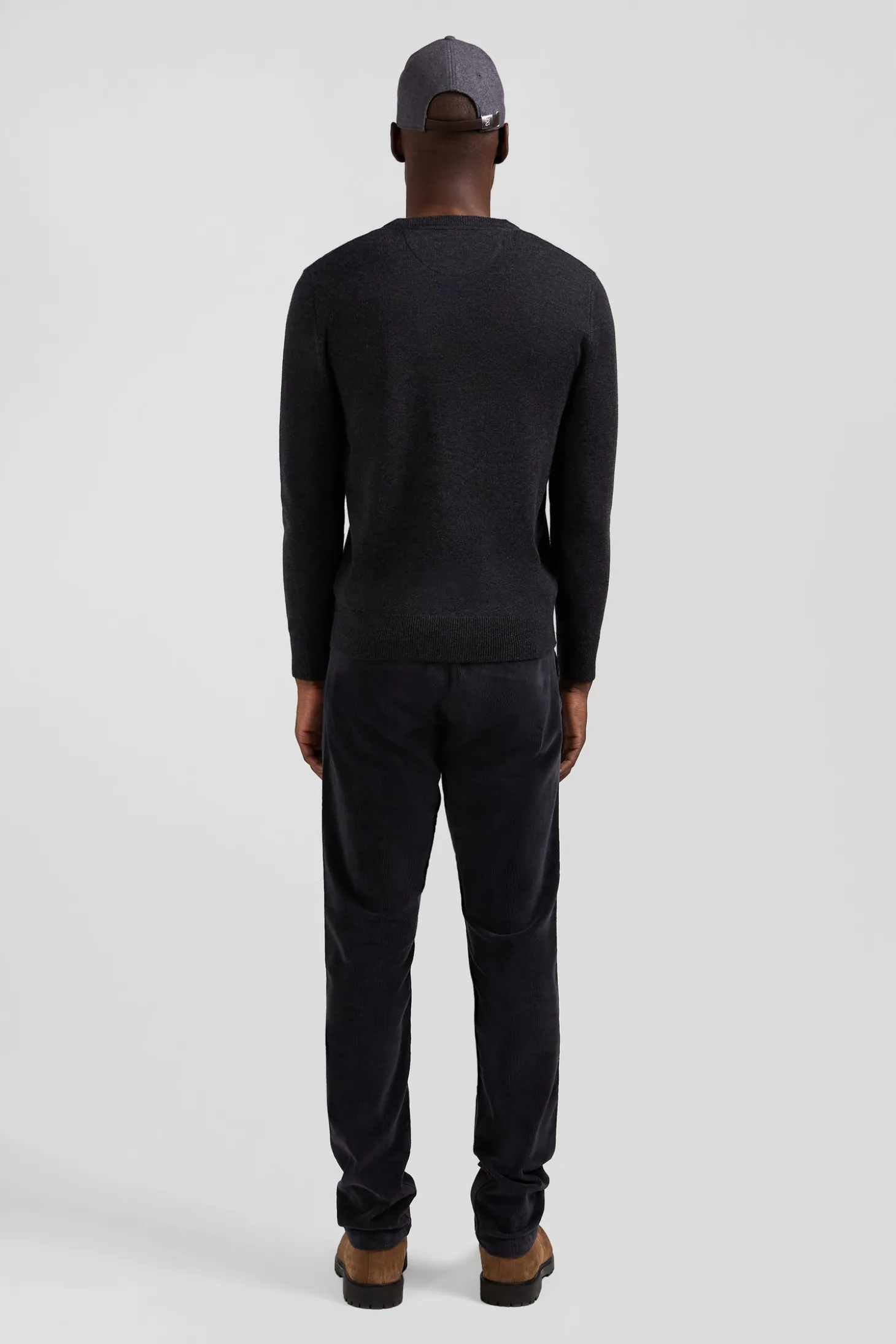 Regular anthracite grey wool and cotton V-neck jumper with striped details