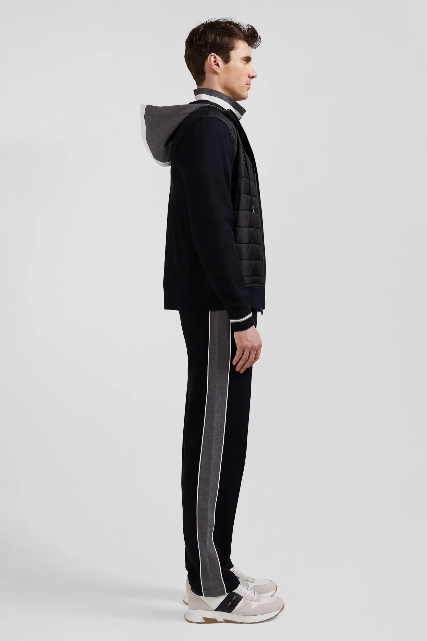 Regular black zipped bi-material sweatshirt with padded front