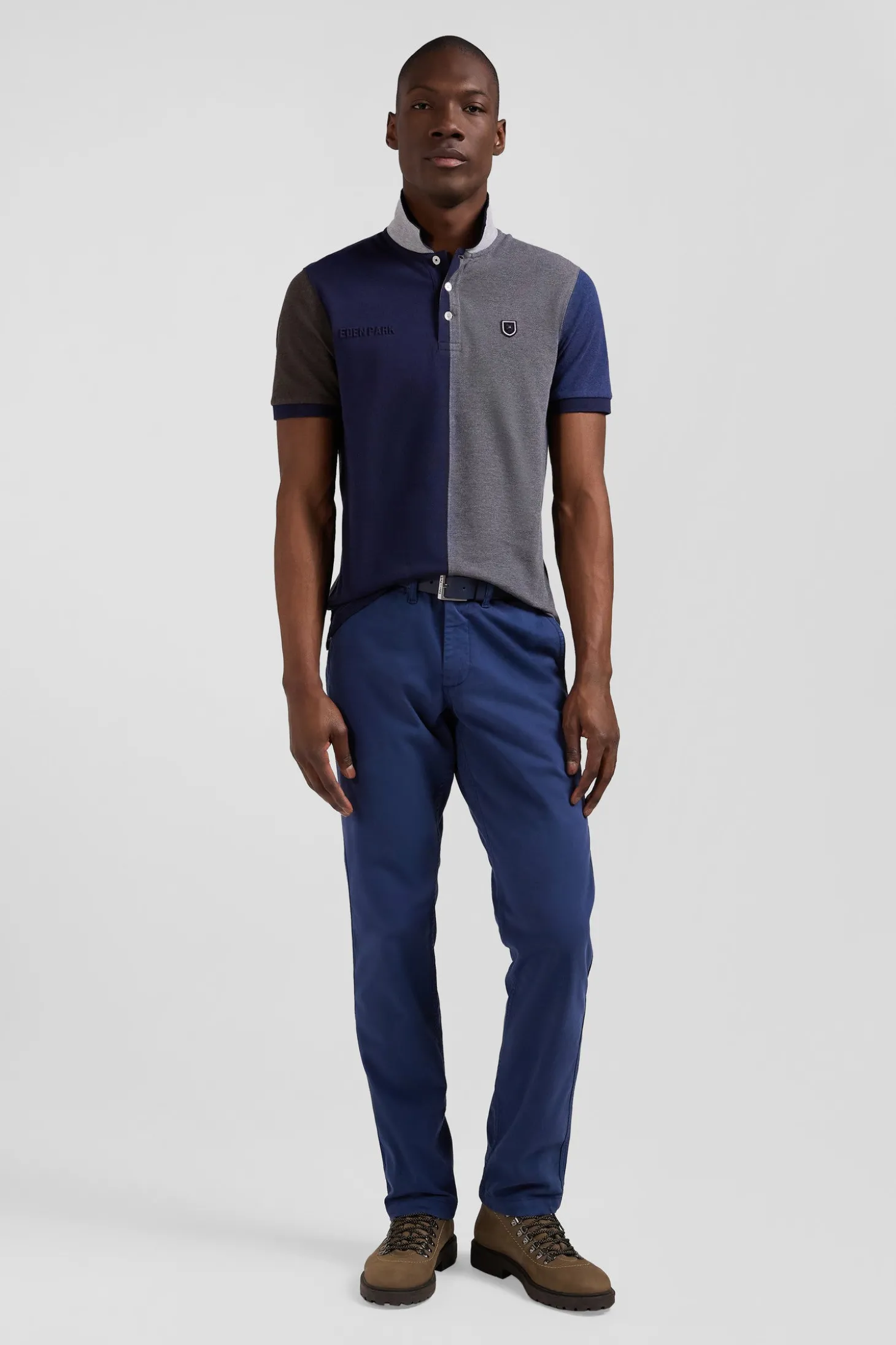 Regular blue chino trousers in stretch cotton gabardine