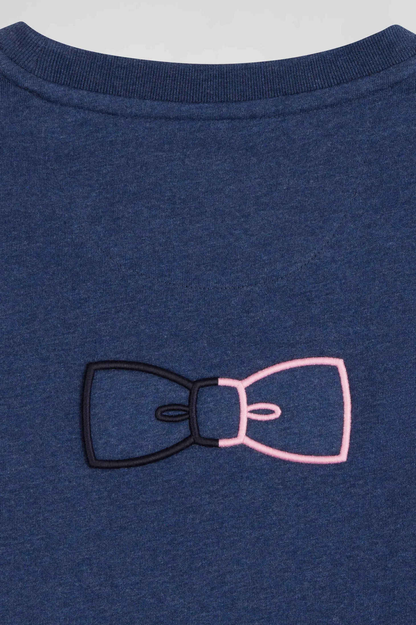 Regular blue short-sleeved cotton T-shirt with emblem embroidery