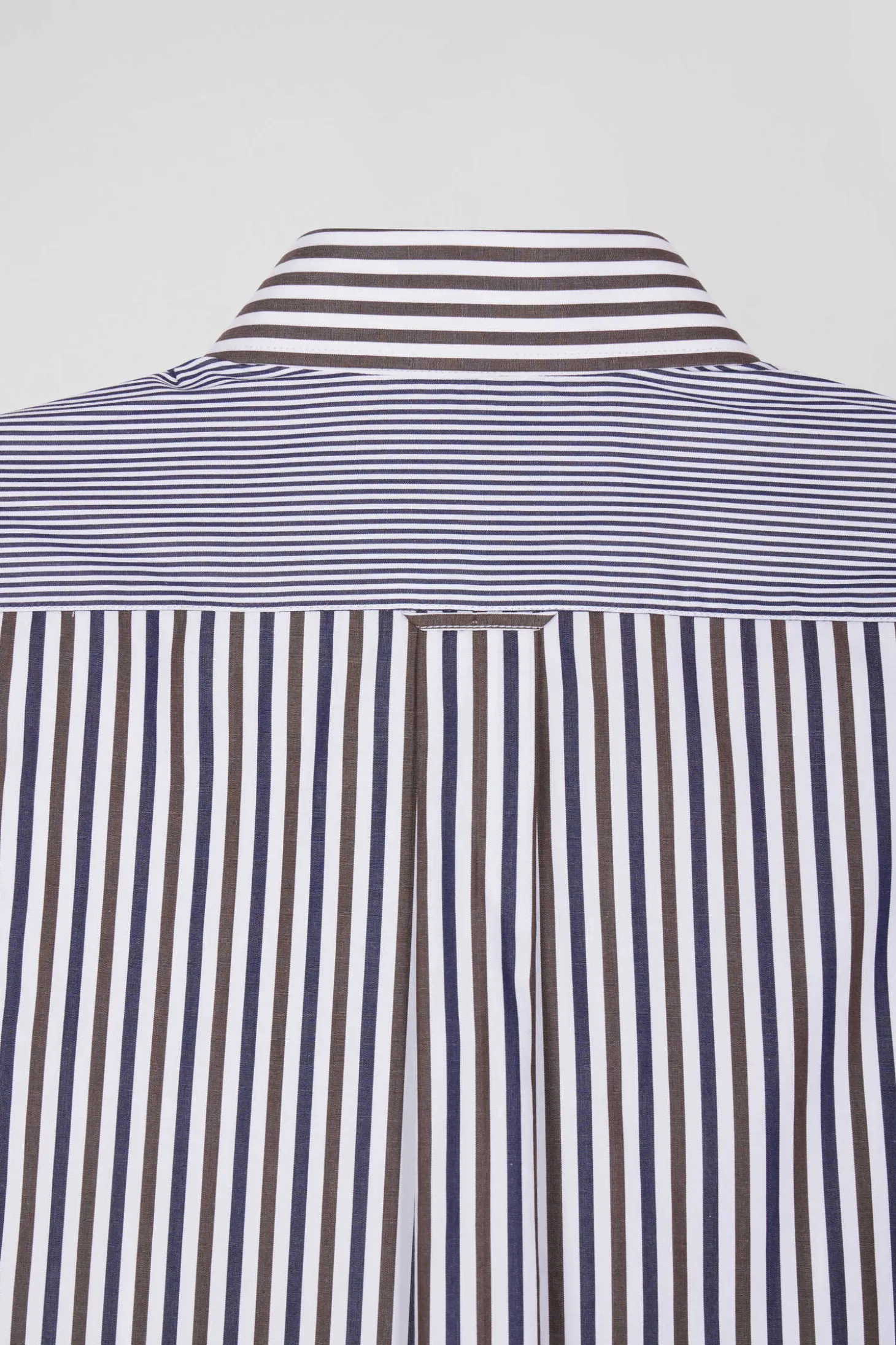 Regular brown cotton short-sleeved shirt