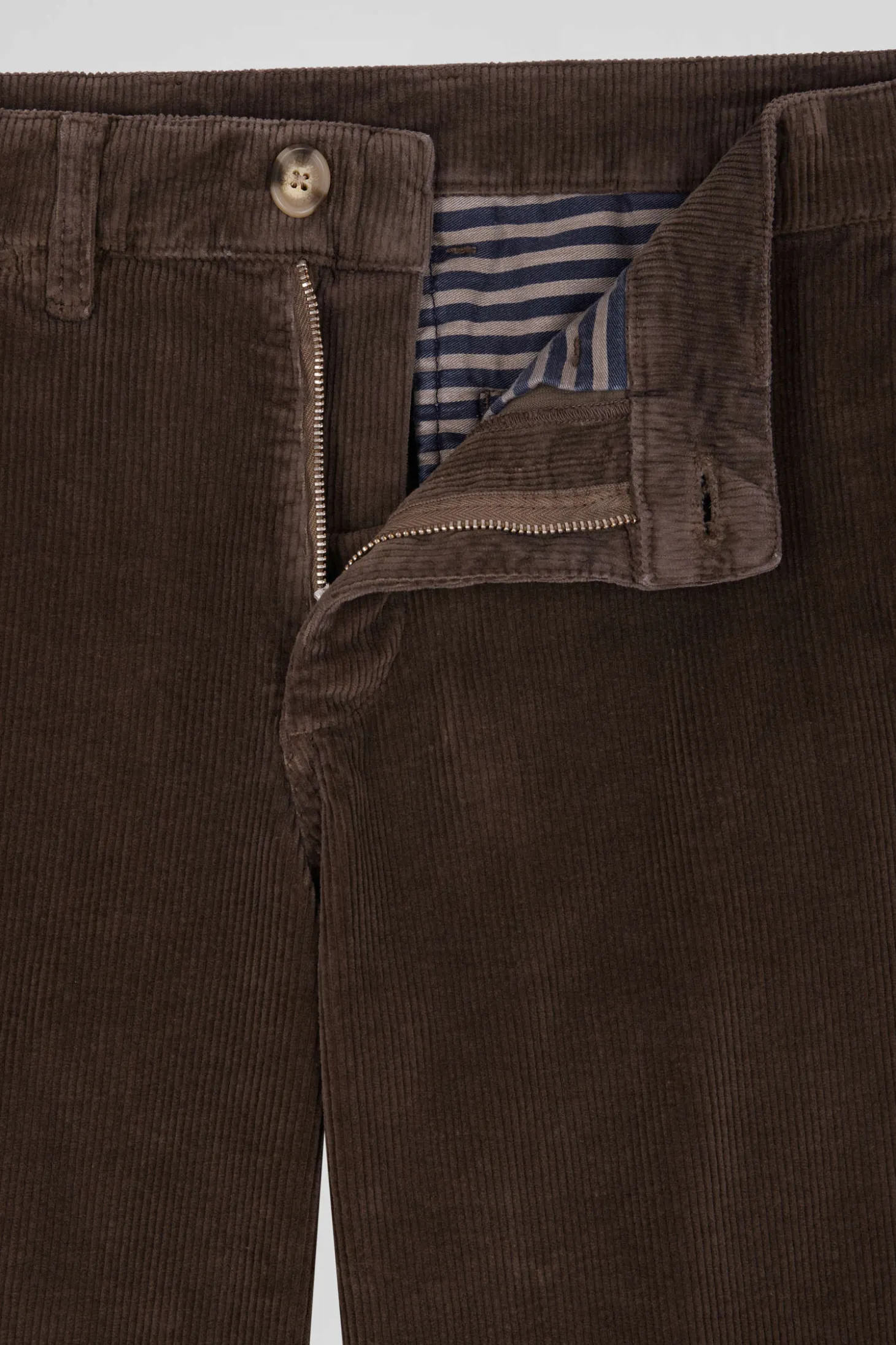 Regular brown stretch cotton velvet chino trousers