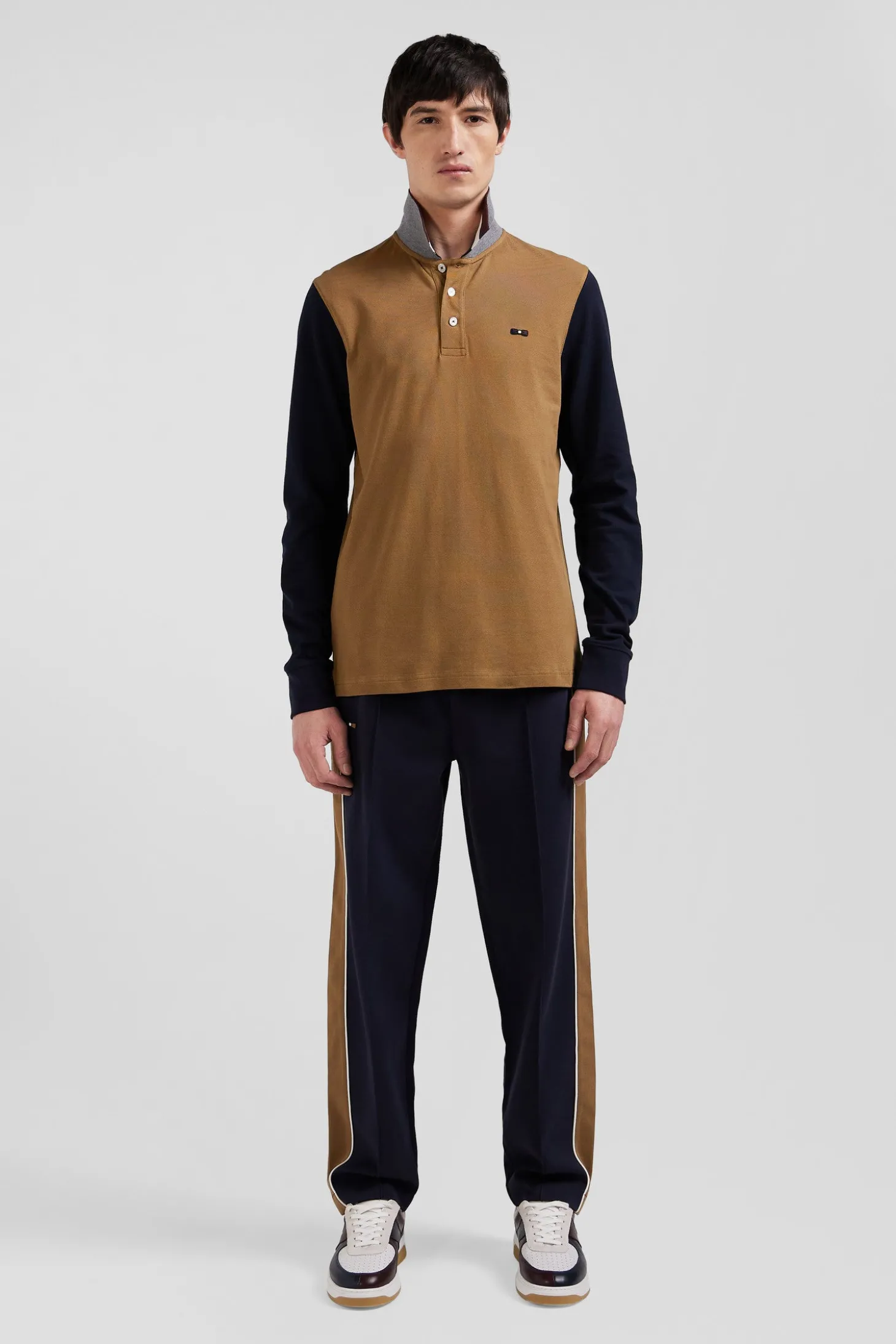 Regular camel bicolor long-sleeved cotton piqué polo shirt with jacquard collar