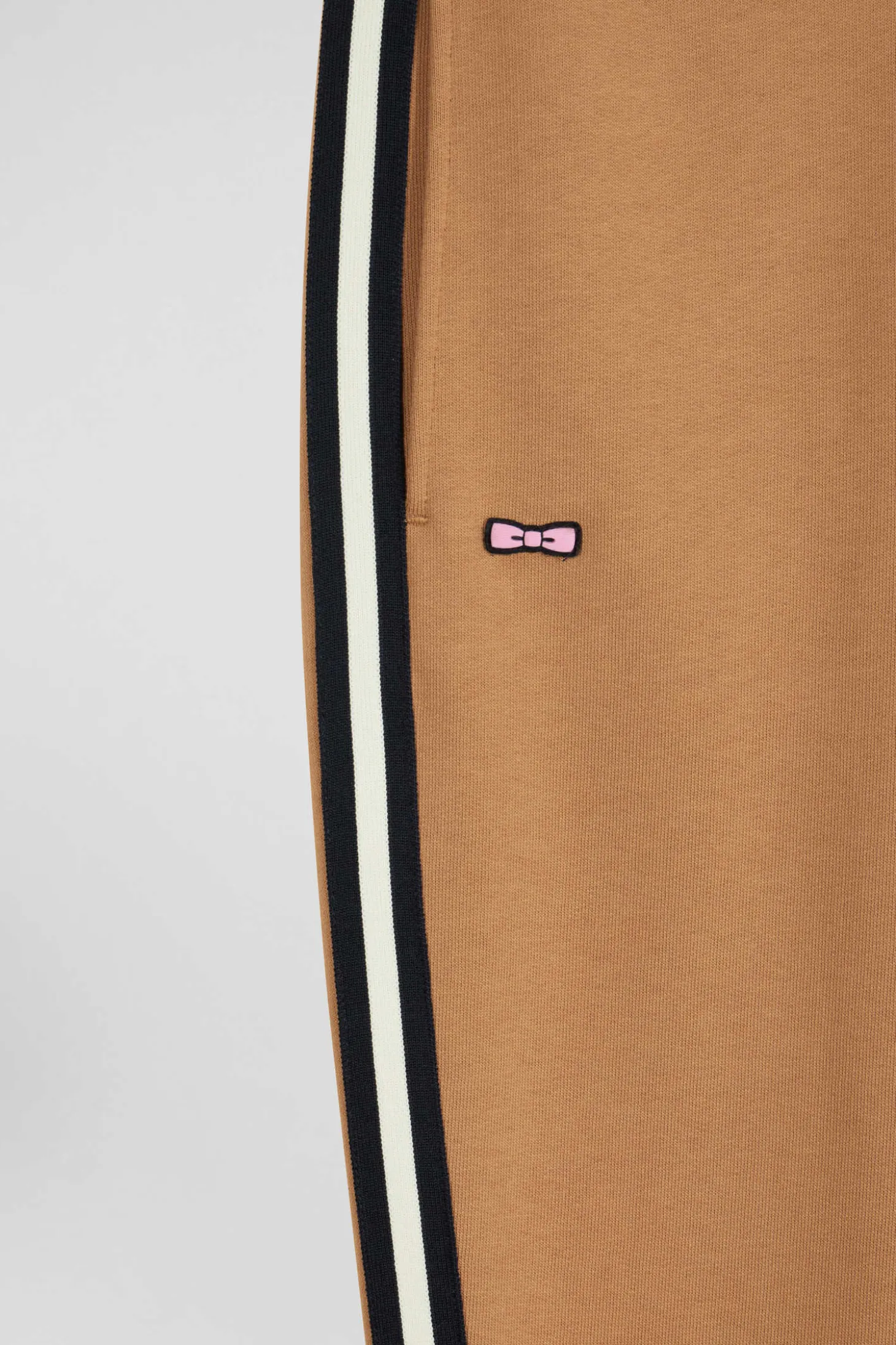 Regular camel mixed cotton jogging bottoms with striped trim