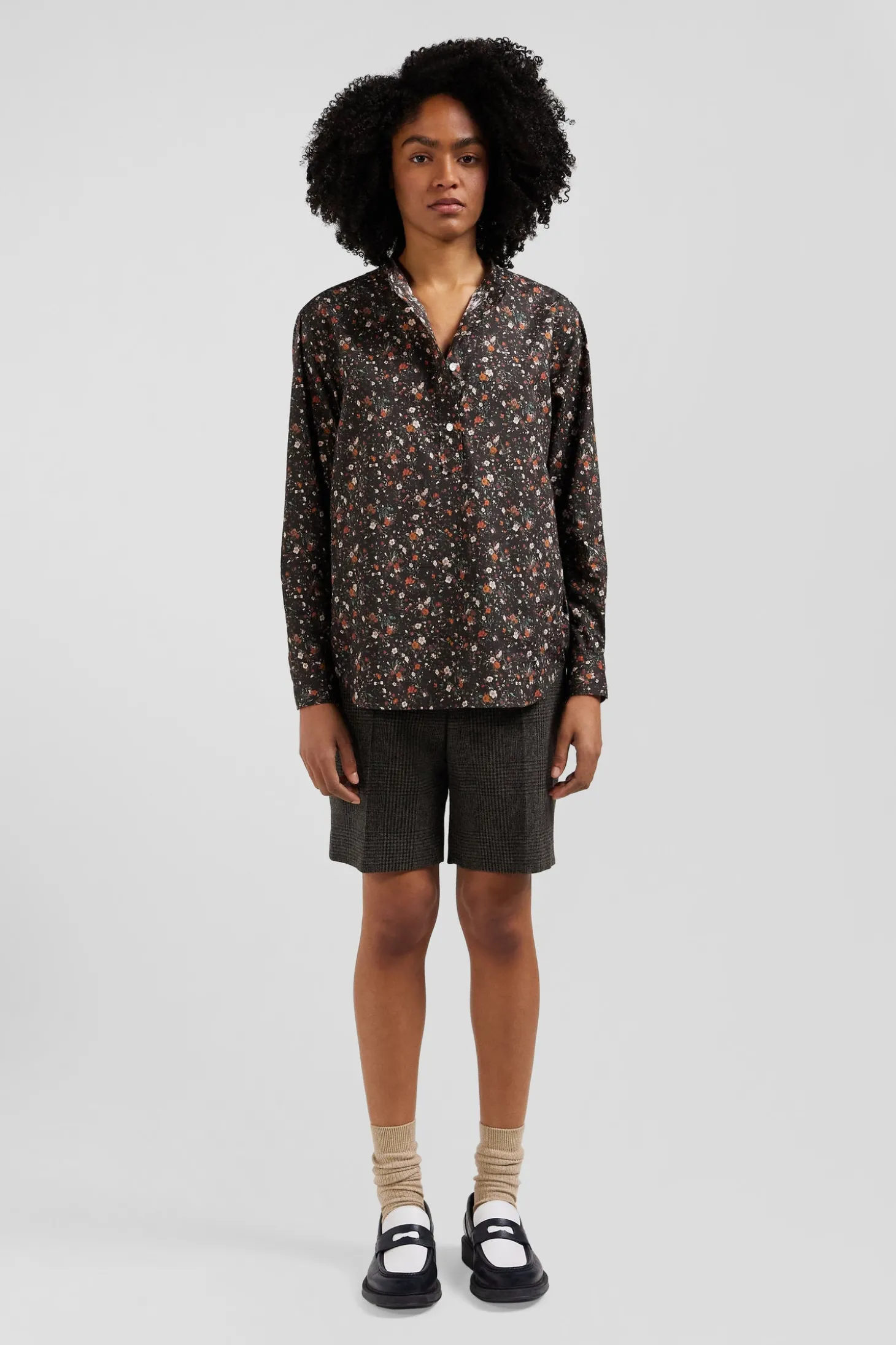 Regular collarless black floral microprinted cotton poplin shirt