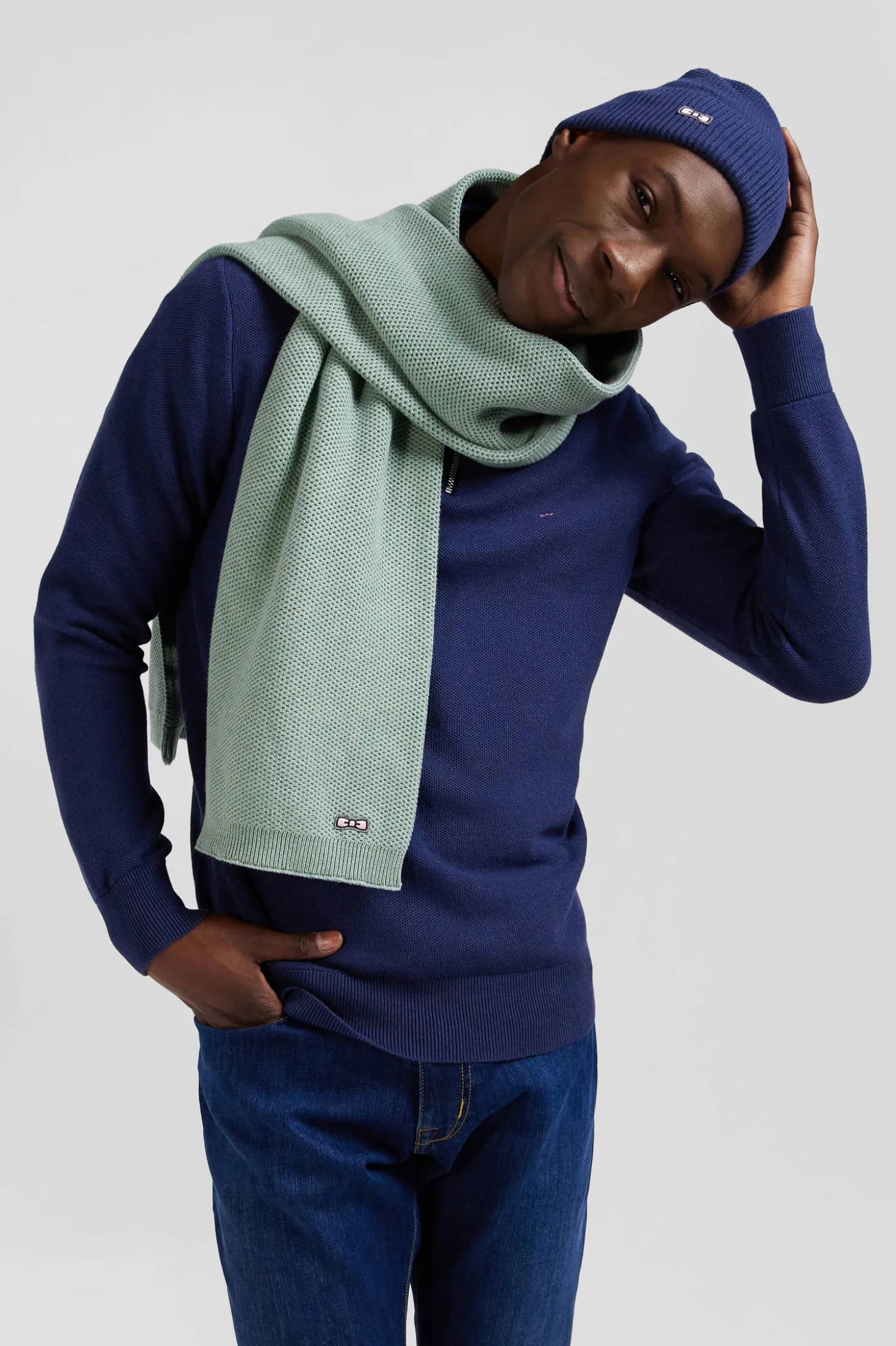 Regular dark blue cotton semi-zipped jumper