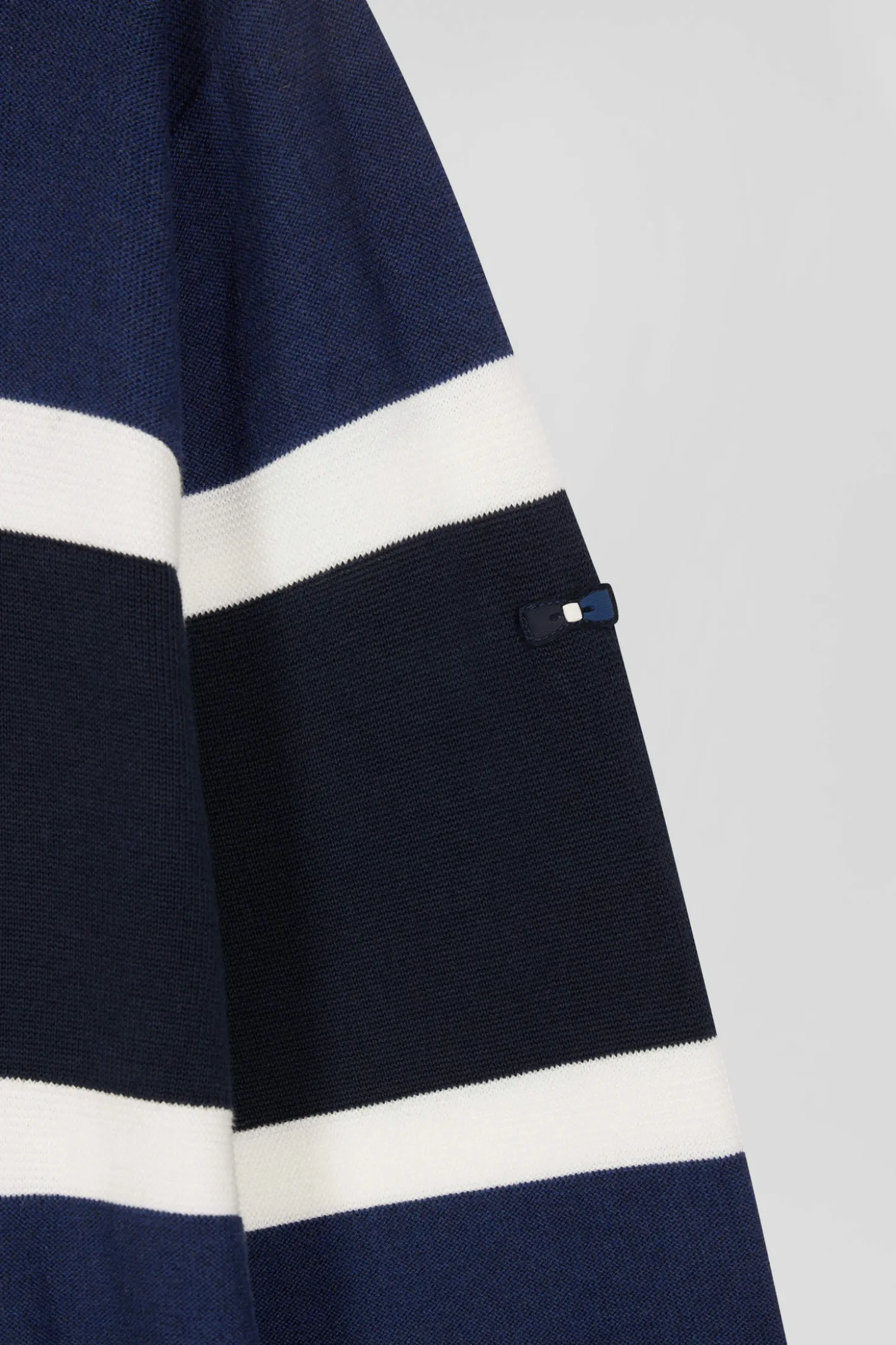 Regular dark blue hooded jumper with EP10 jacquard