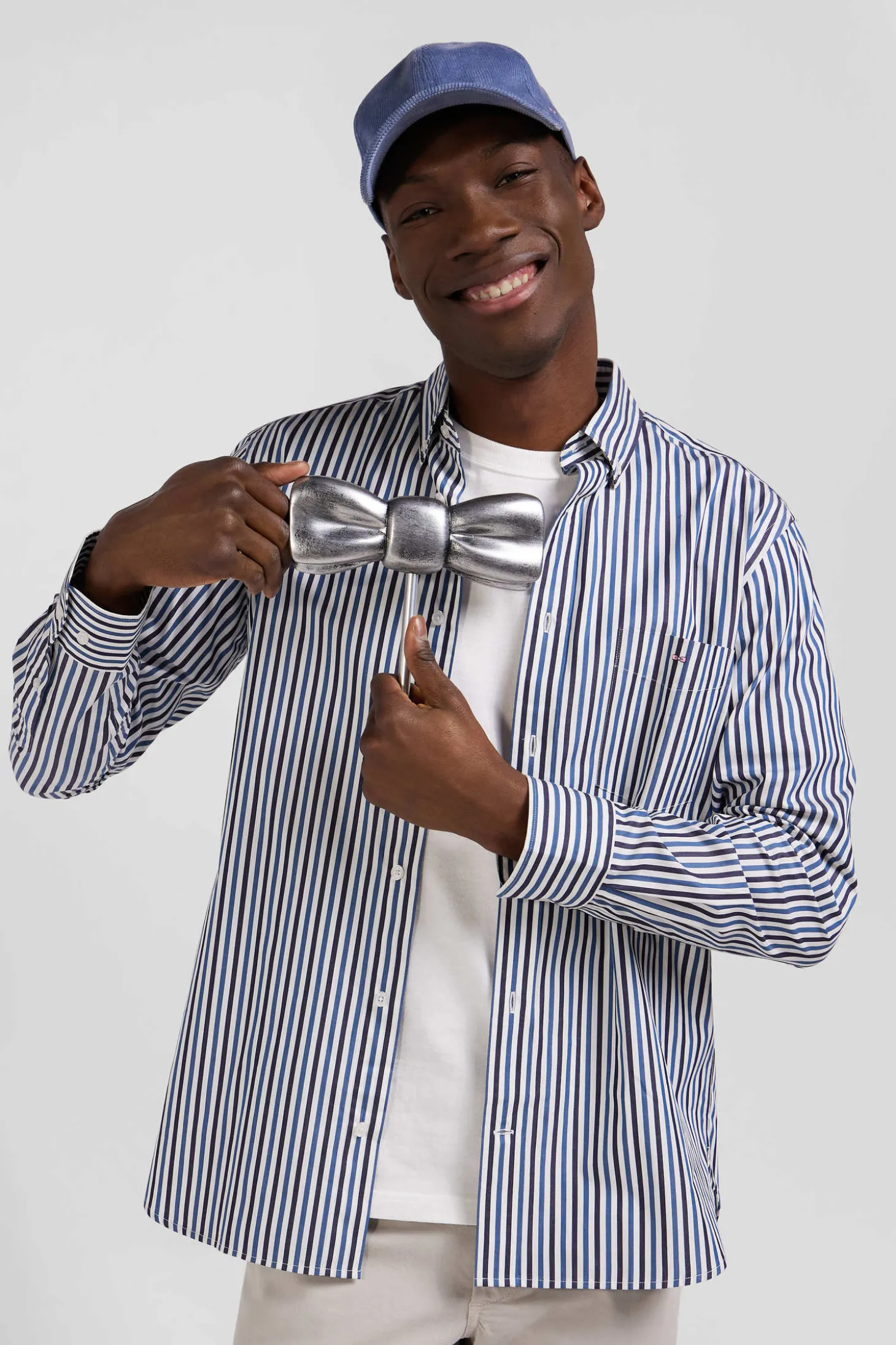 Regular dark blue striped cotton poplin shirt