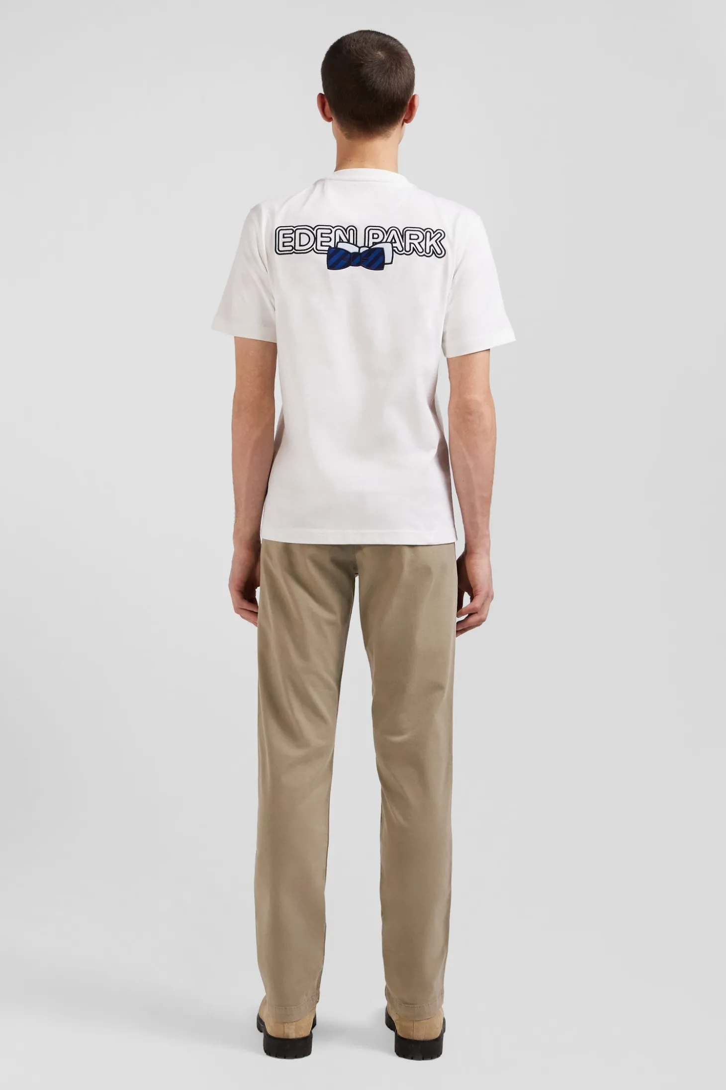 Regular ecru short-sleeved cotton T-shirt with back embroidery