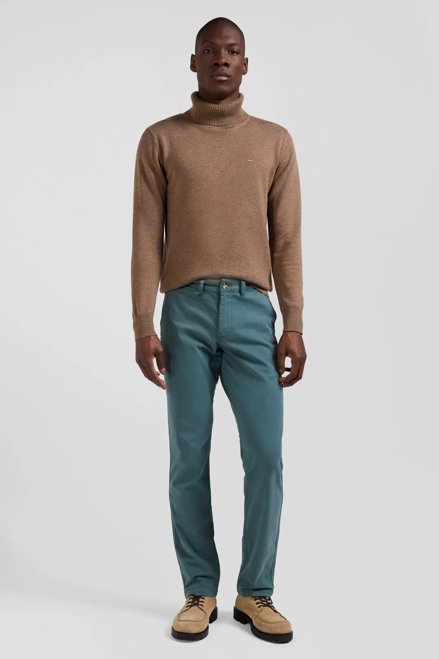 Regular green chino trousers in stretch cotton gabardine