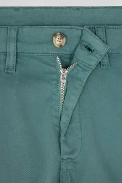 Regular green chino trousers in stretch cotton gabardine