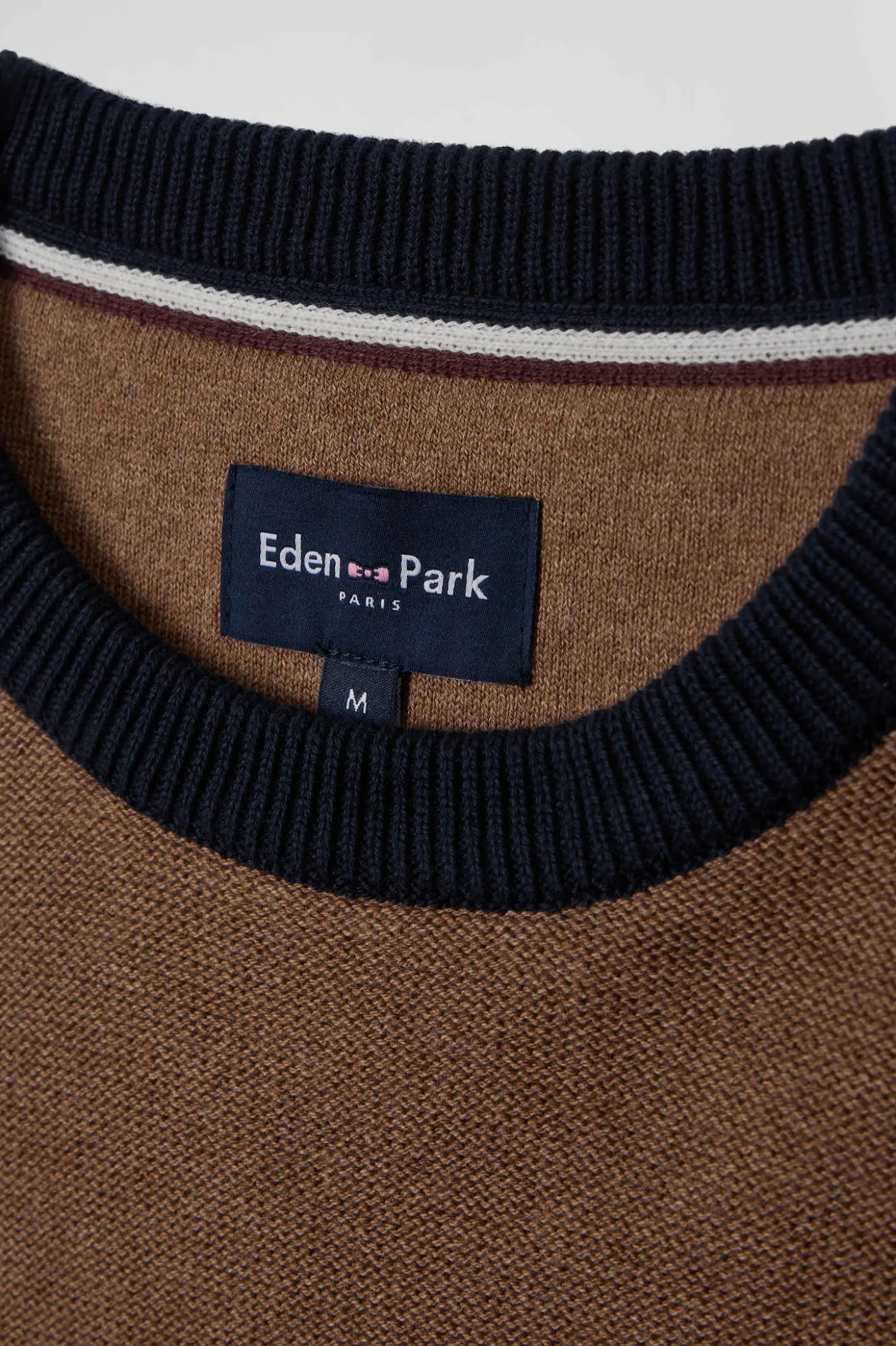 Regular grey and camel cotton crew neck jumper with knit patterns