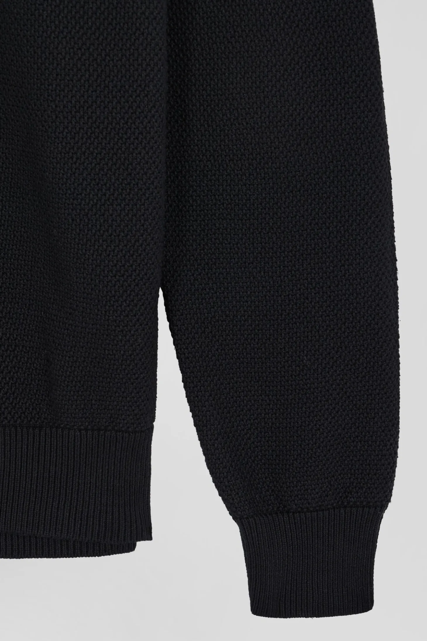 Regular grey and white cotton crew neck jumper with knit patterns