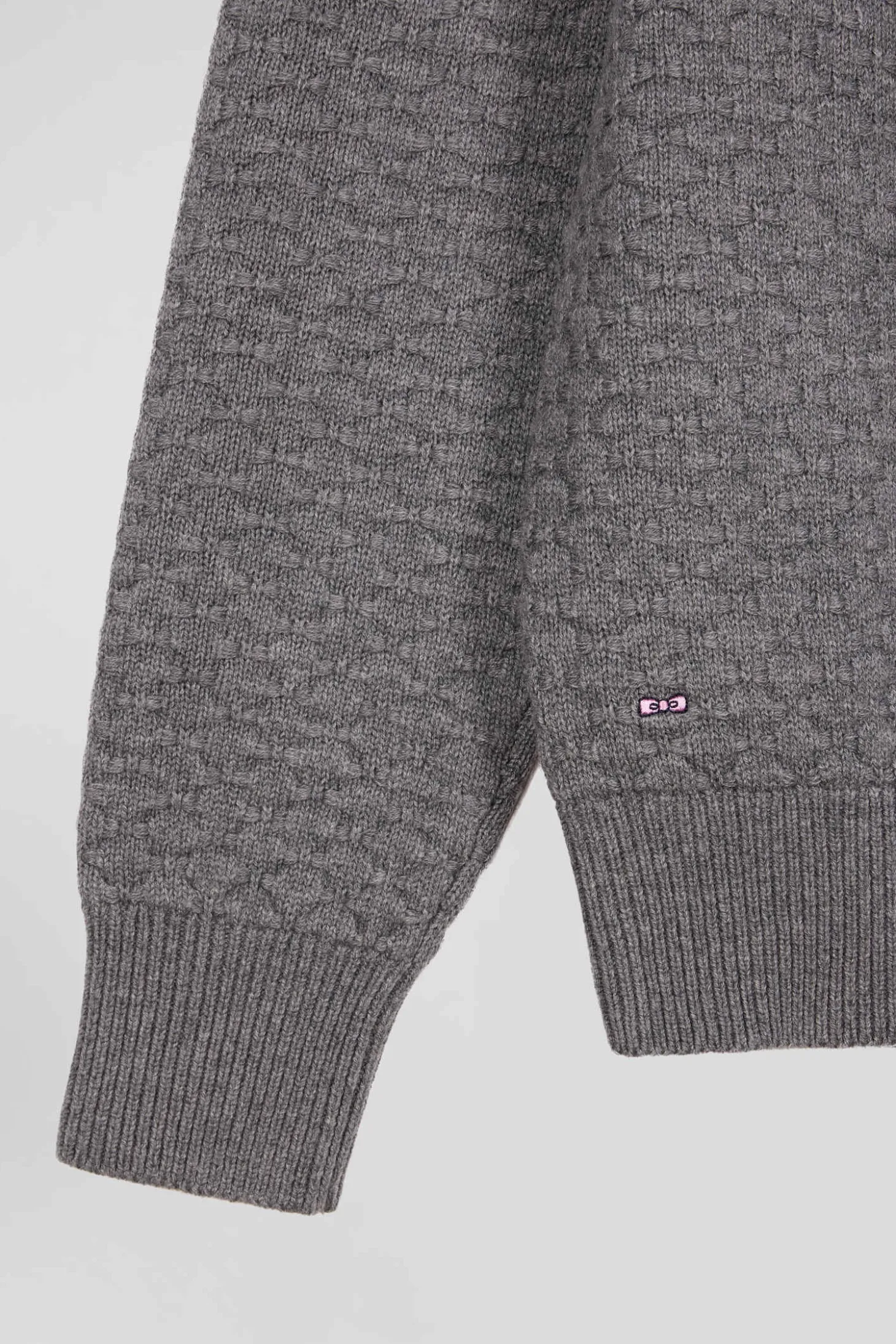Regular grey wool and cotton crew neck jumper with micro bow tie effect