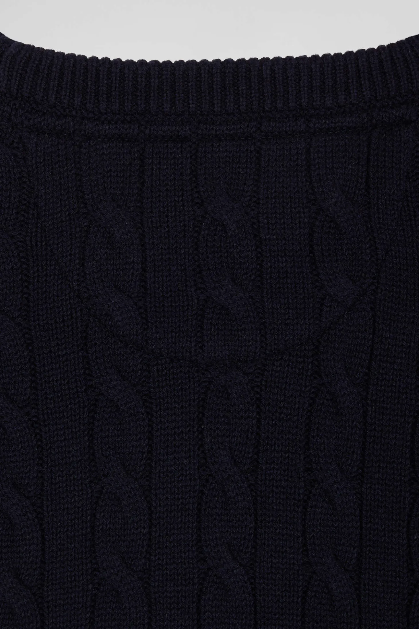 Regular grey wool and cotton crew neck jumper with knit patterns