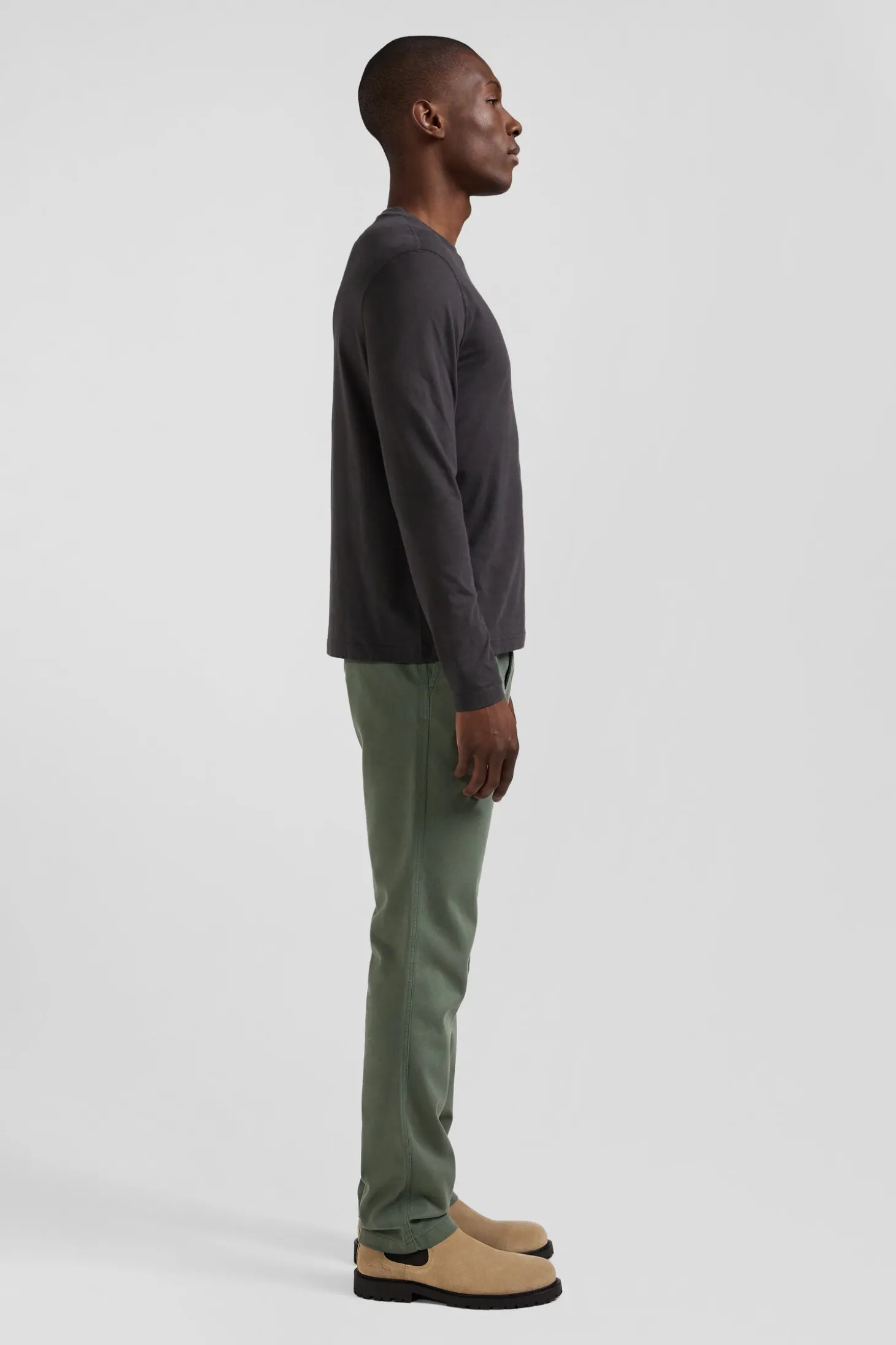 Regular khaki long-sleeved cotton T-shirt with floral back patch