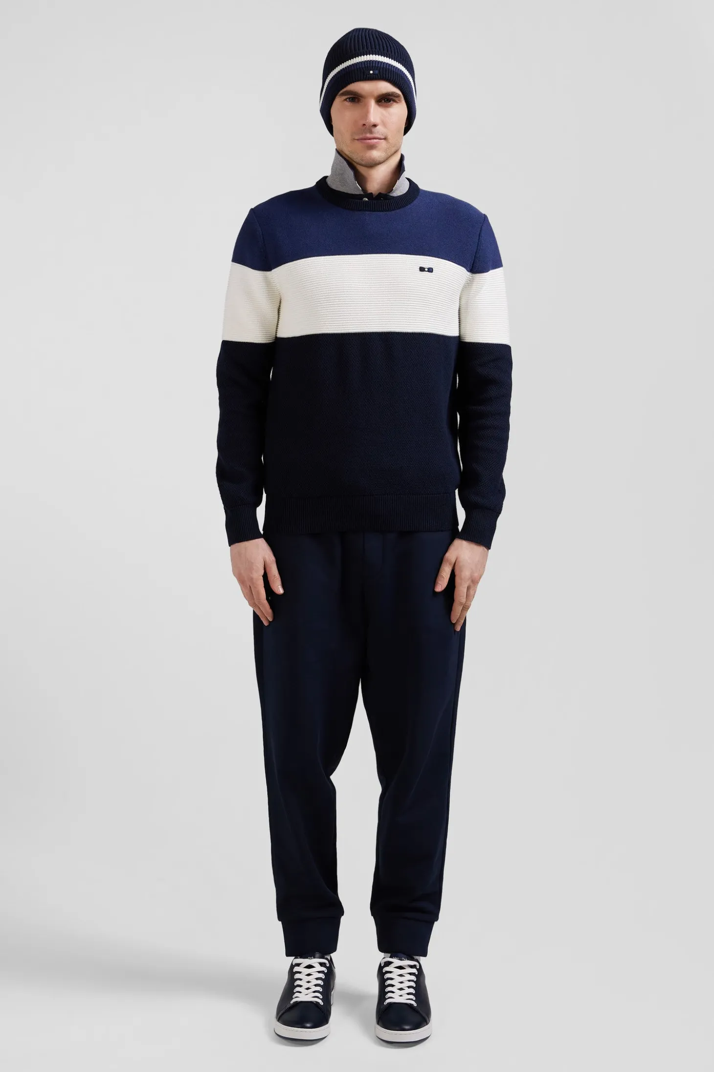 Regular navy and blue cotton crew neck jumper with knit patterns